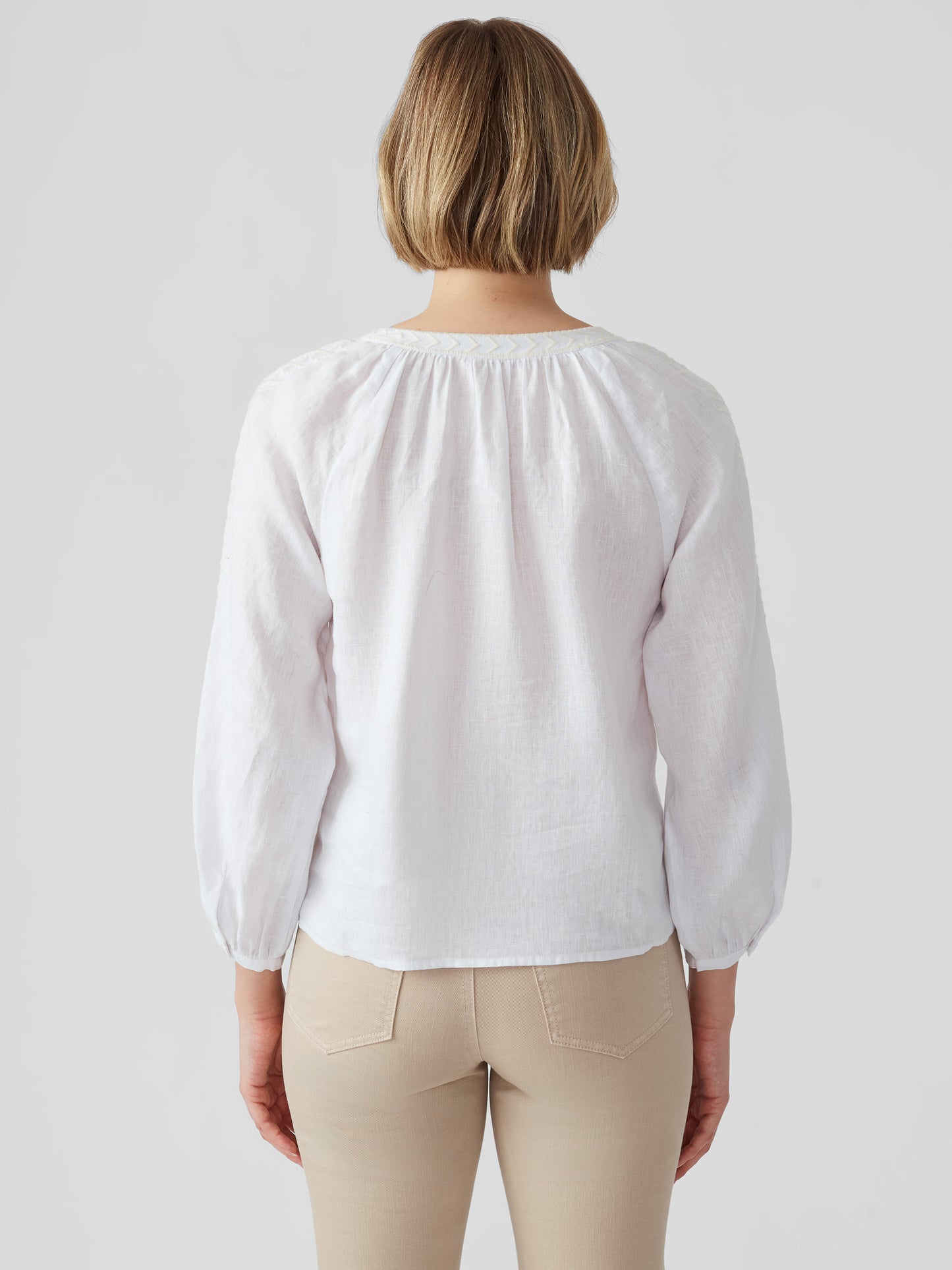 J.McLaughlin Chandra top in white made with linen.