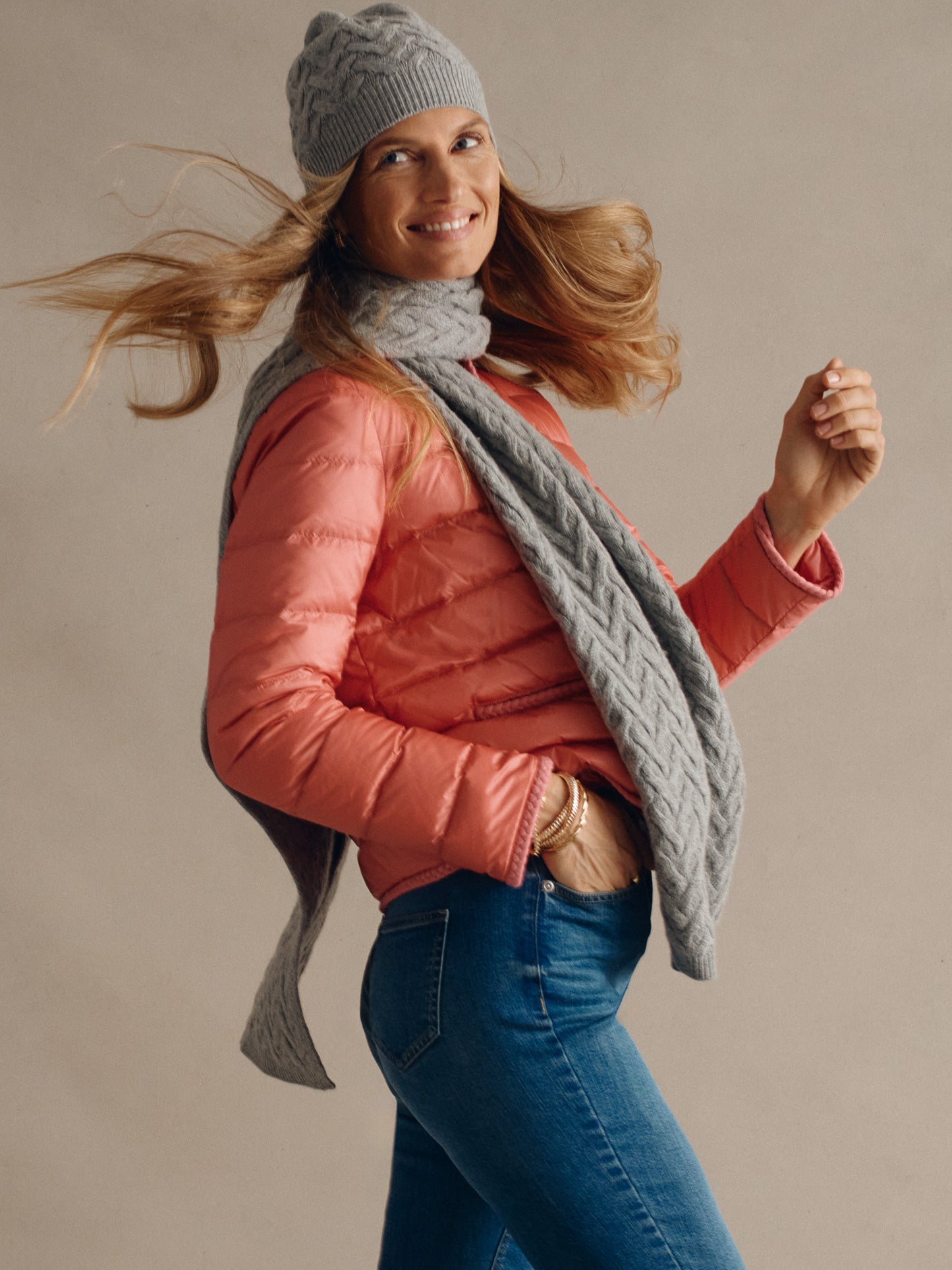 J.McLaughlin Bella scarf in light gray made with a cashmere blend.