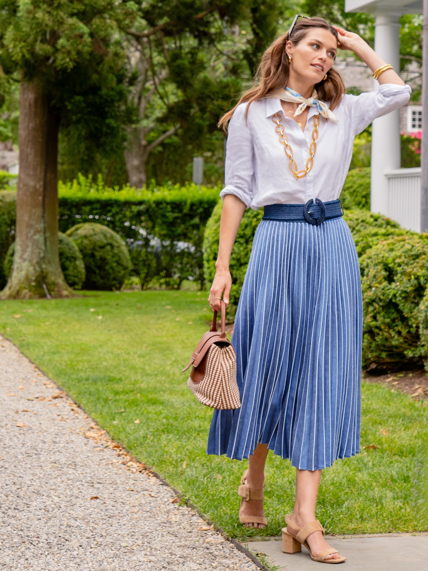J.McLaughlin Paola skirt in denim made with polyester.