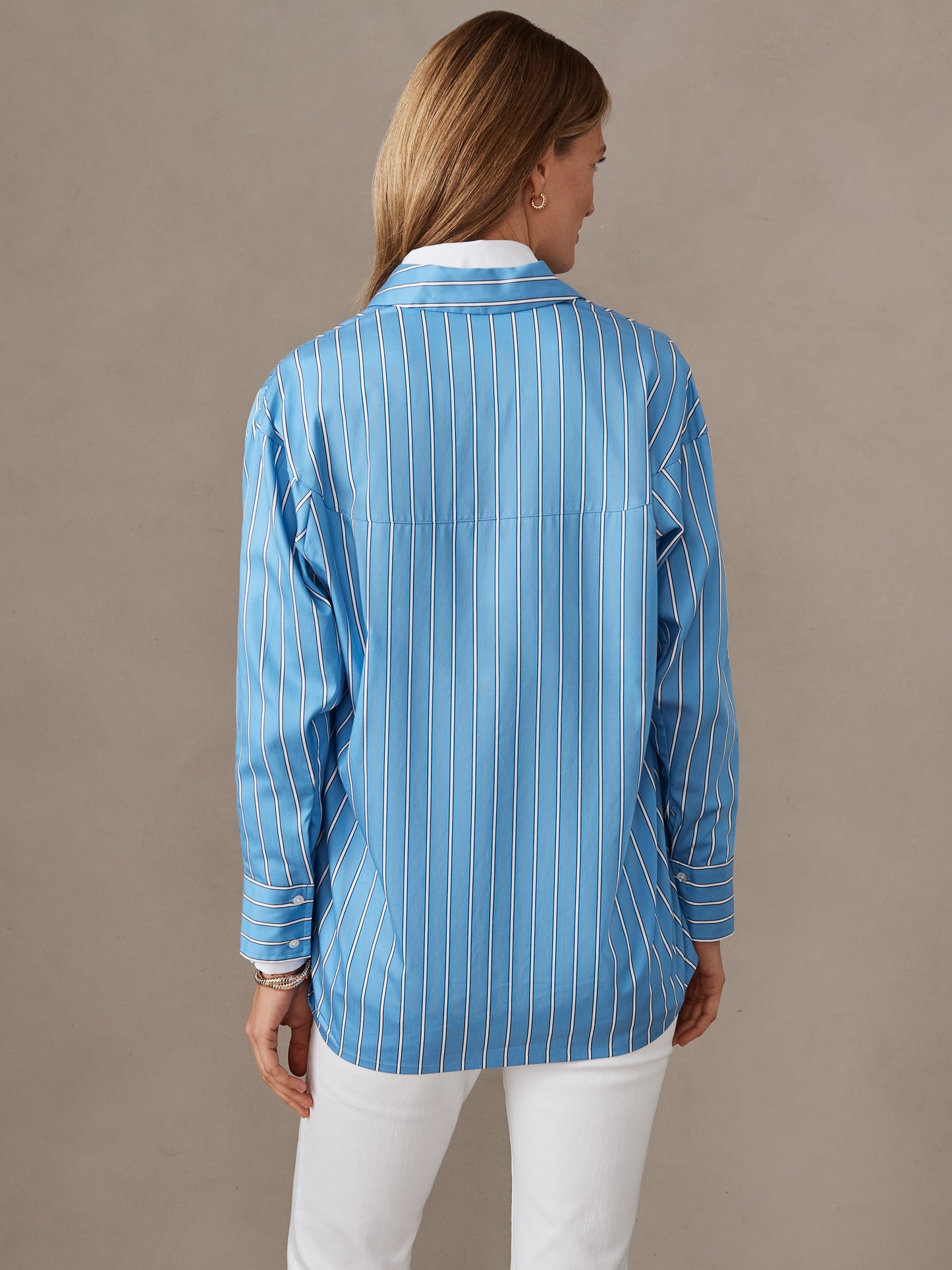 J.McLaughlin Alexis shirt in steel blue/white made with cotton sateen.
