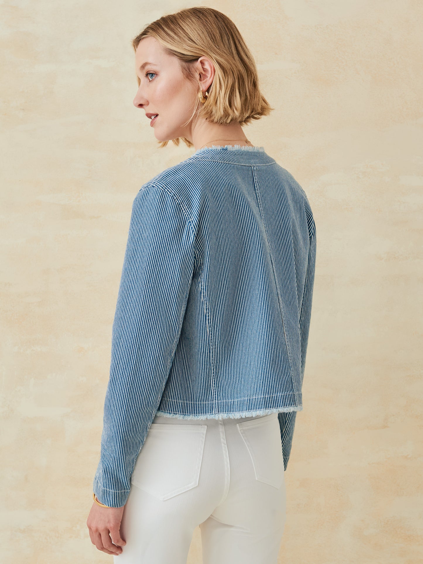 J.McLaughlin April jacket in denim made with cotton/polyester.