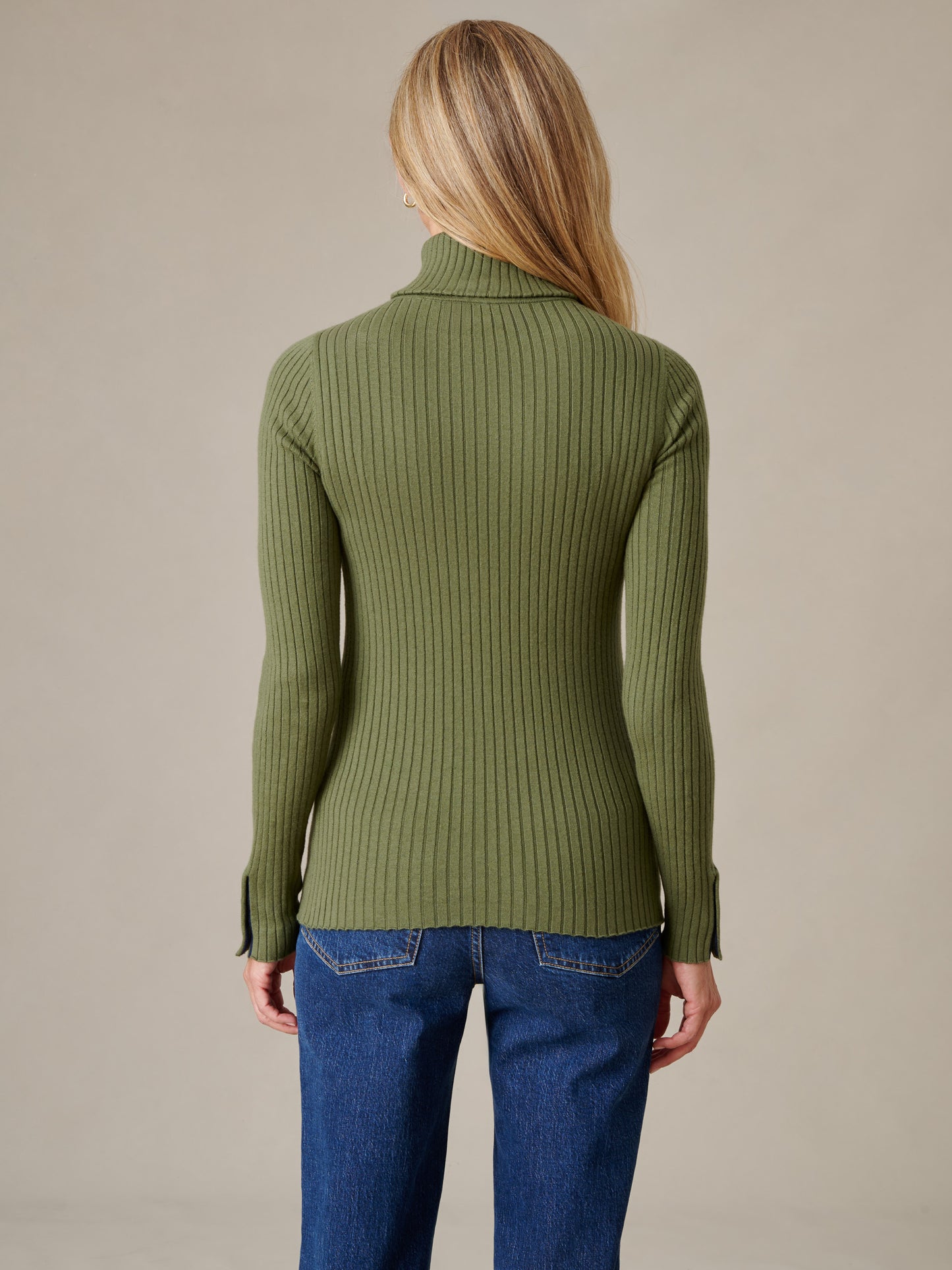 Arlette Turtleneck