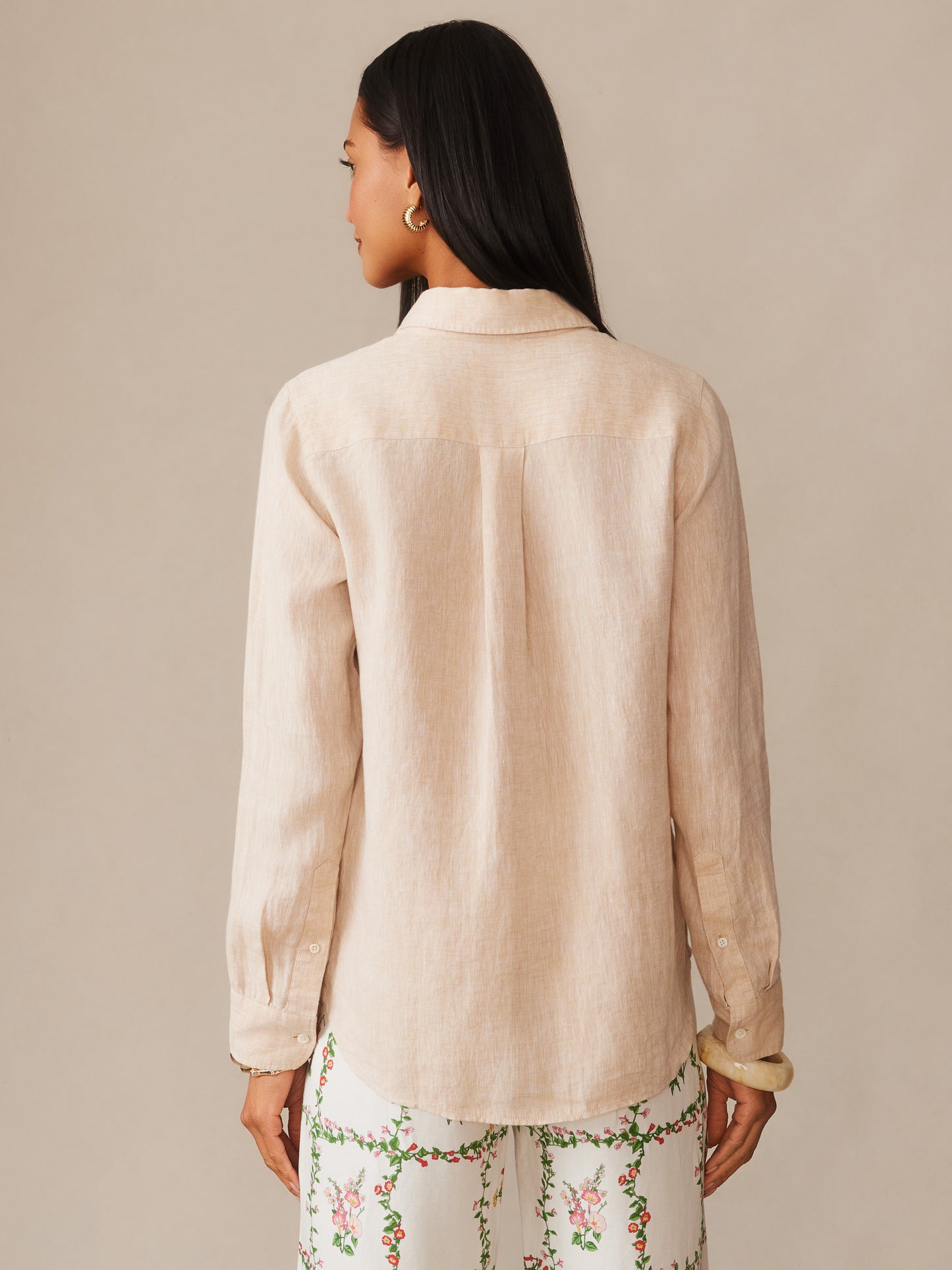 J.Mclaughlin Britt shirt in tan made with linen.