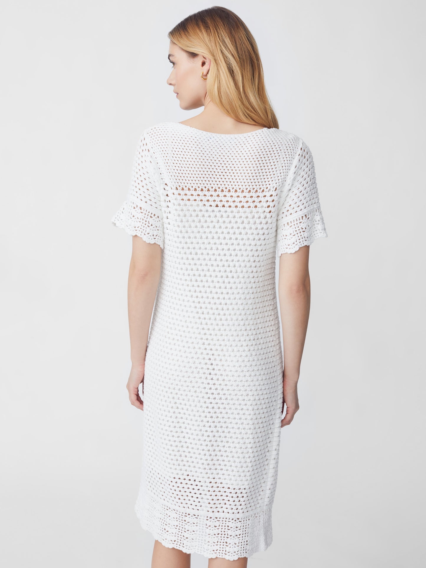 J.McLaughlin model wears Captiva Dress in White made with Cotton.