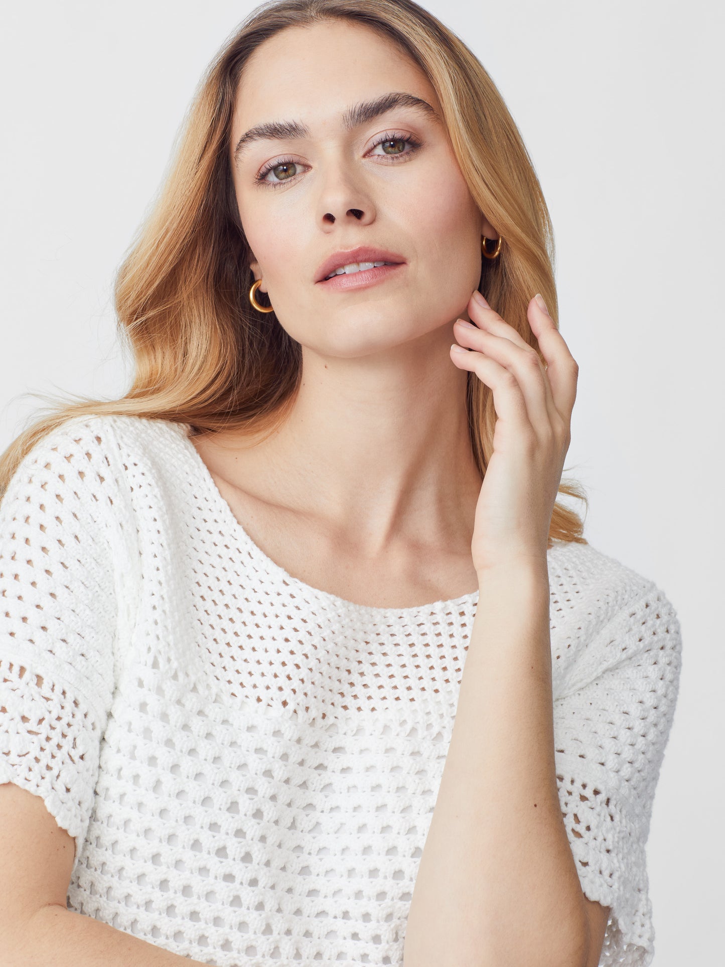 J.McLaughlin model wears Captiva Dress in White made with Cotton.