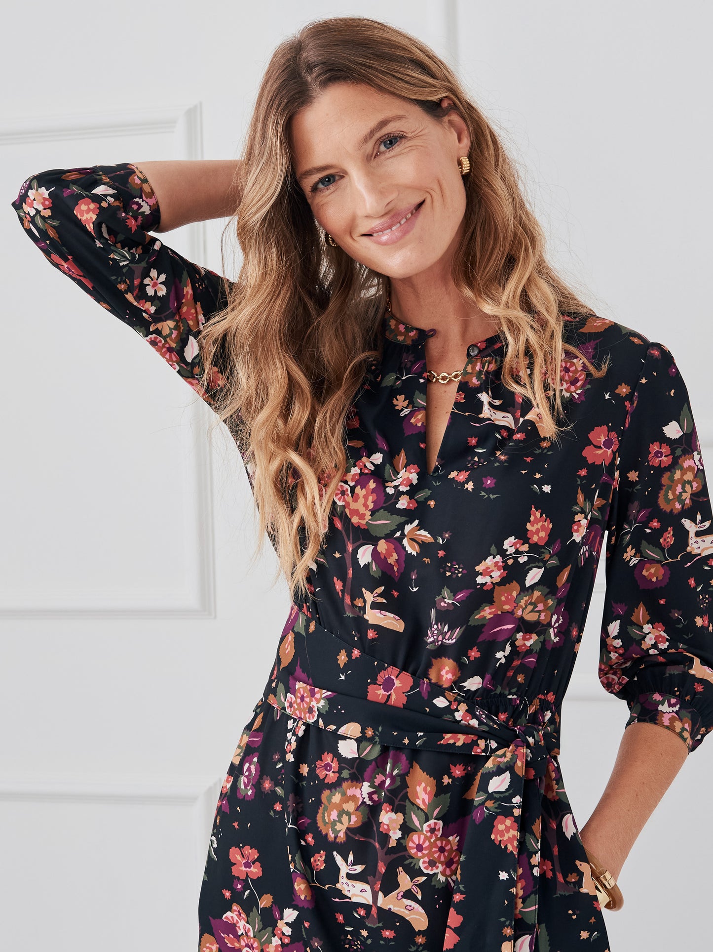 J.McLaughlin Cerina dress in black/gold/purple made with polyester.