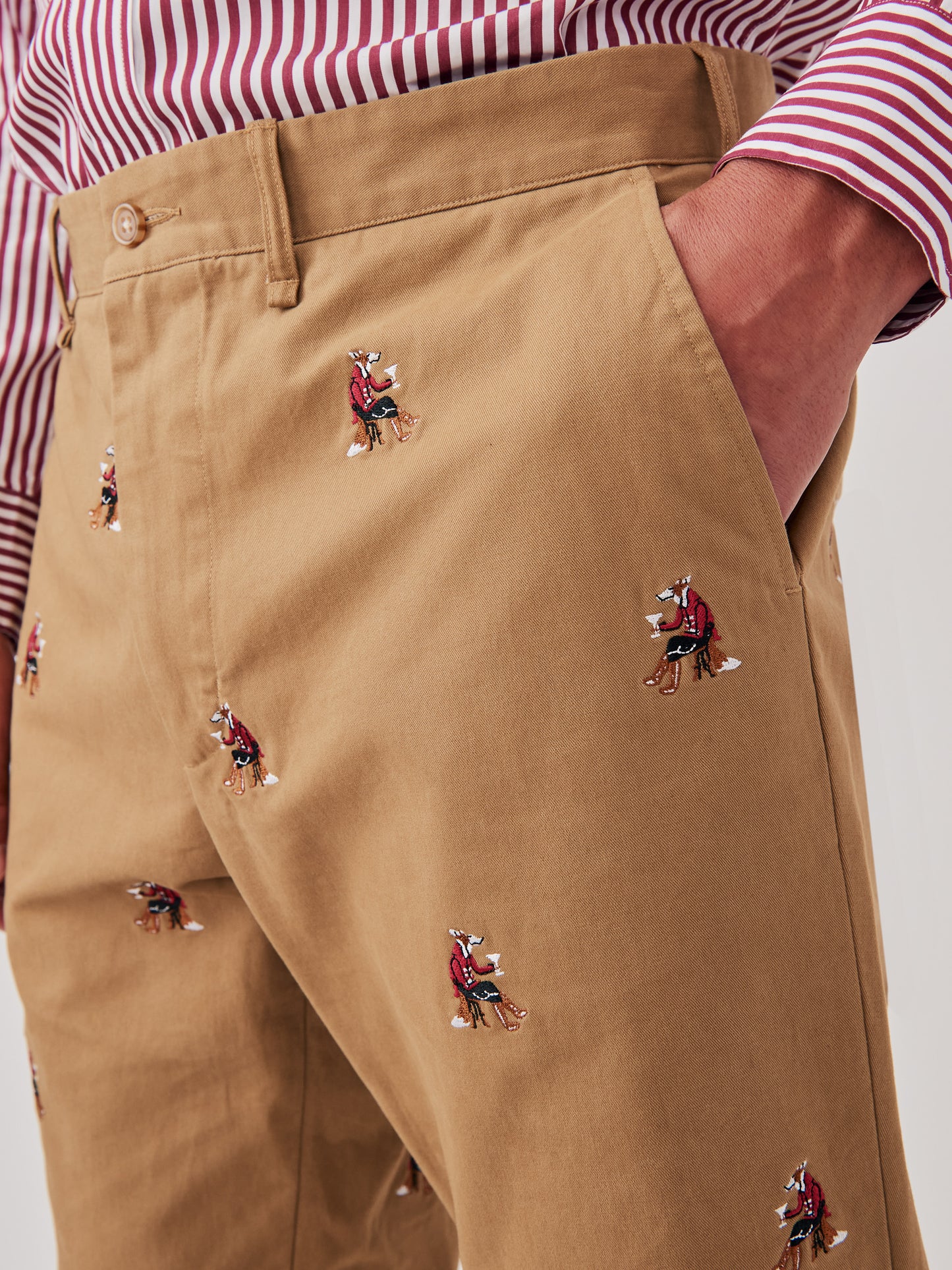 J.McLaughlin Redding pants in khaki made with cotton.