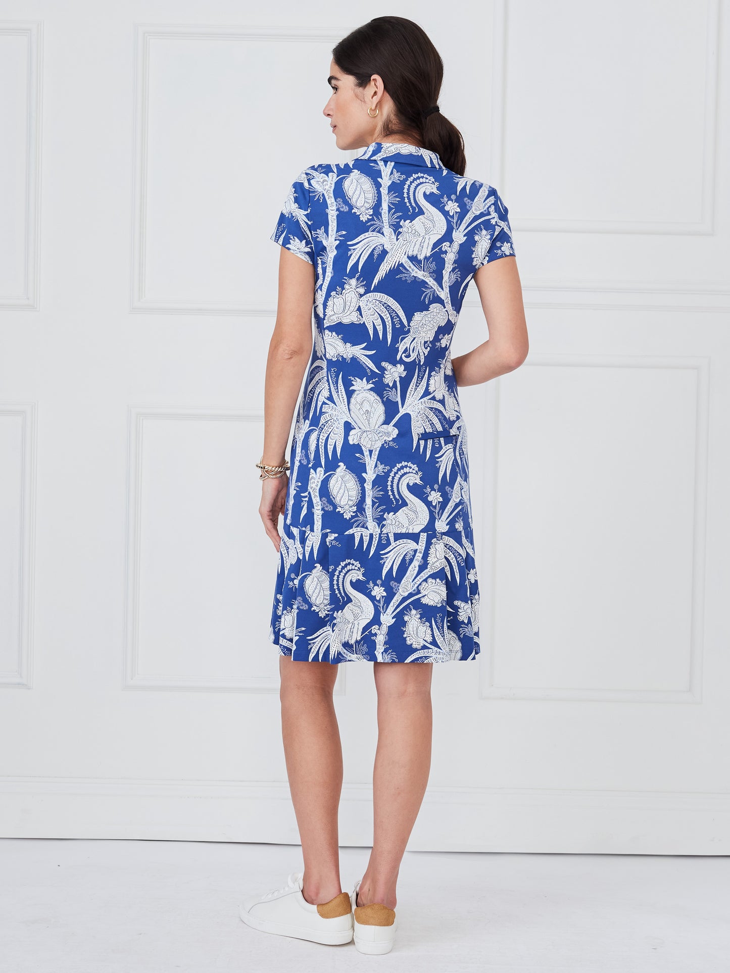 J.McLaughlin Dorte dress in dark blue/off white made with catalina cloth.