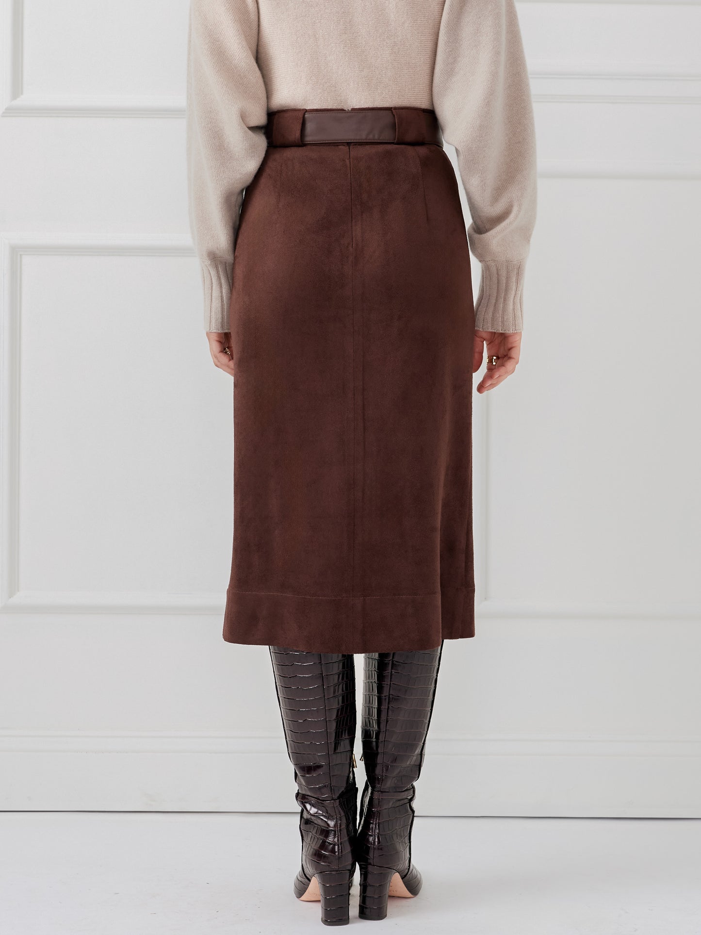 J.McLaughlin Finnian skirt in mocha made with faux suede.