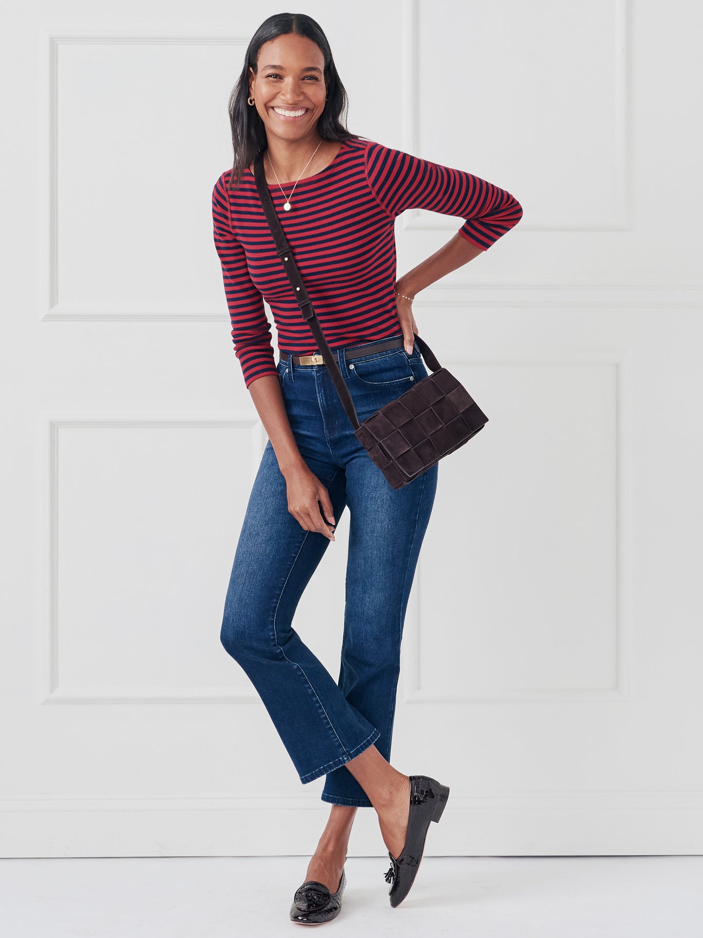 J.McLaughlin Goldie tee in navy/maple made with cotton modal.