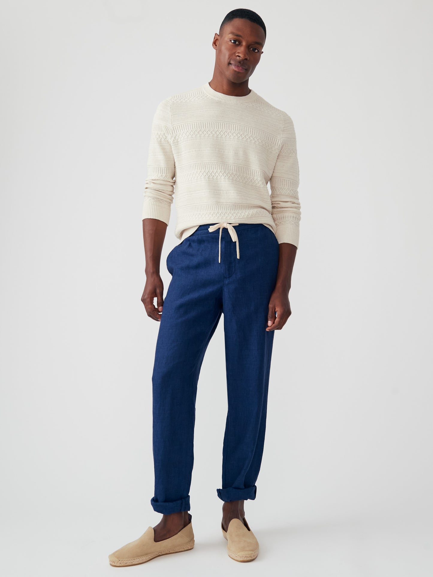 J.McLaughlin Callistair pants in navy made with linen.