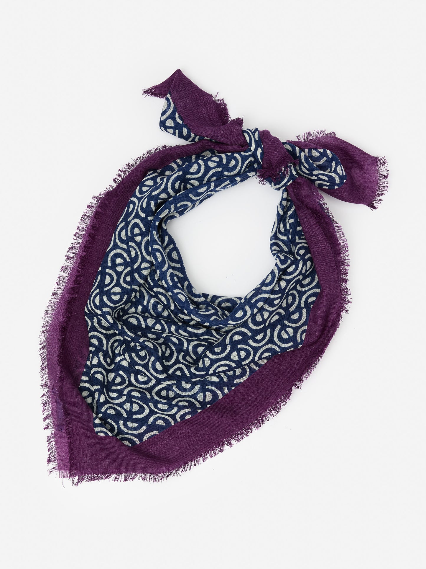 J.McLaughlin La Jolla scarf in purple/navy made with wool.
