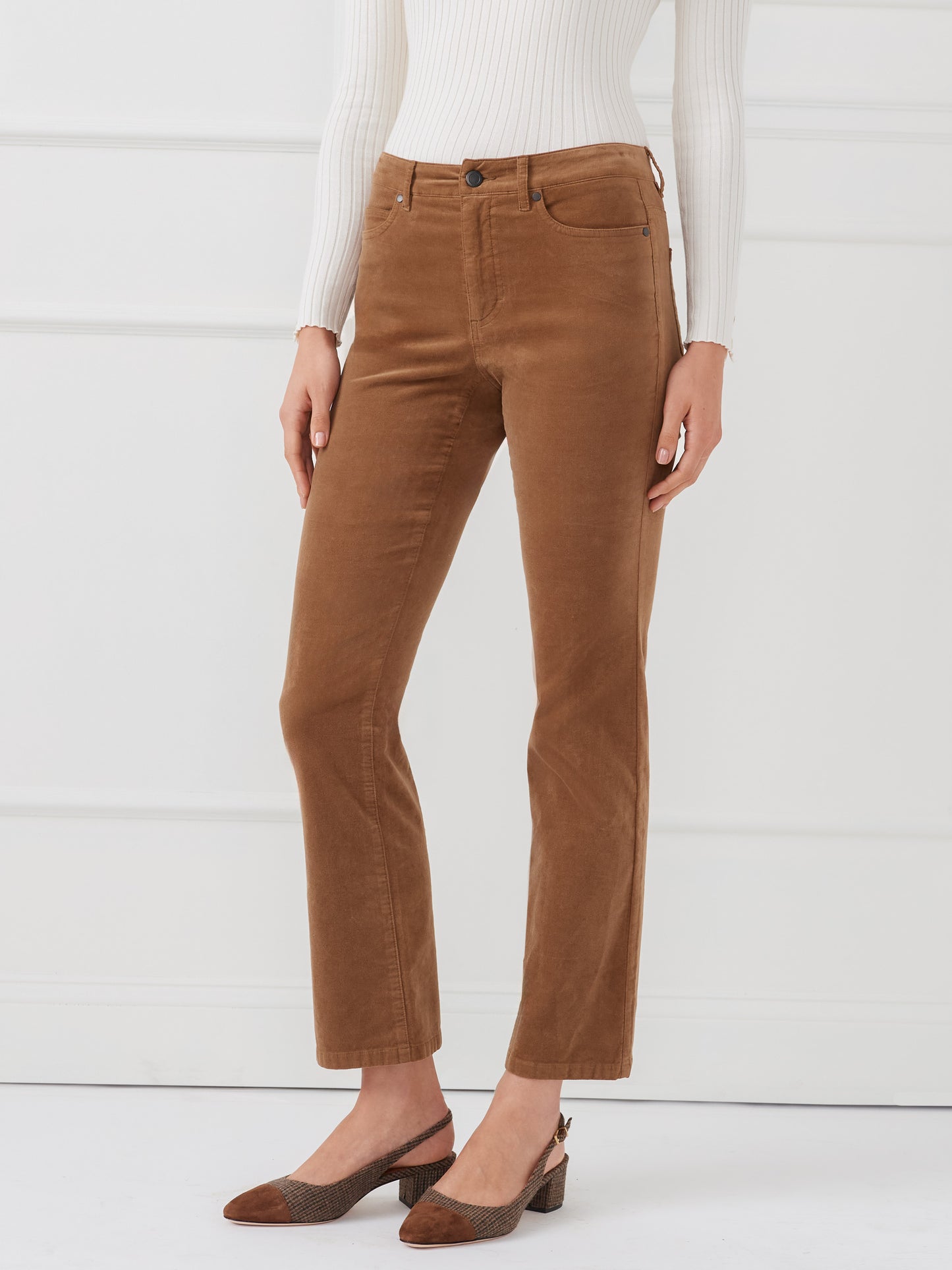 J.McLaughlin lenni pants in camel in velvet.