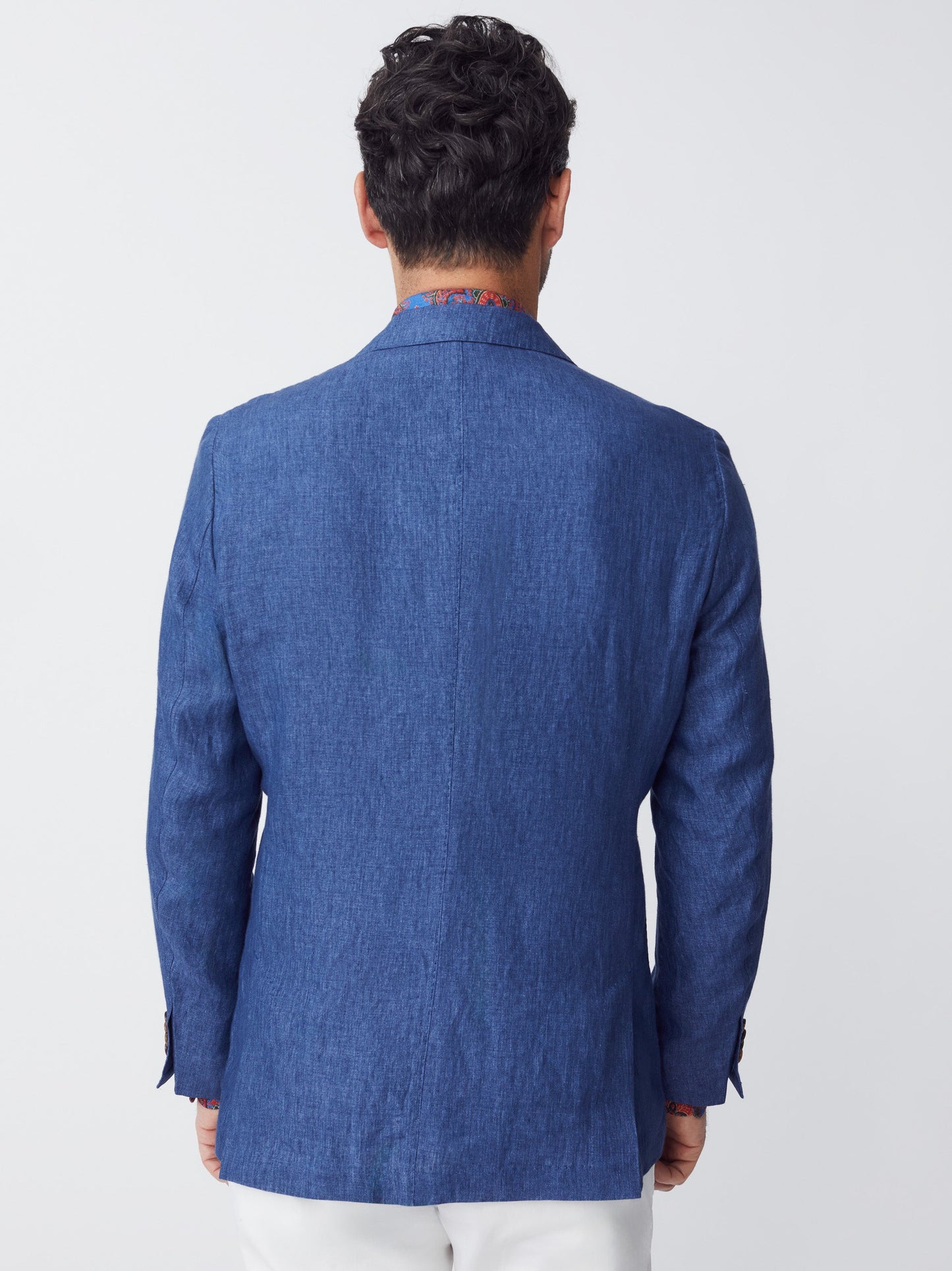 J.McLaughlin Lisbon blazer in navy made with linen.