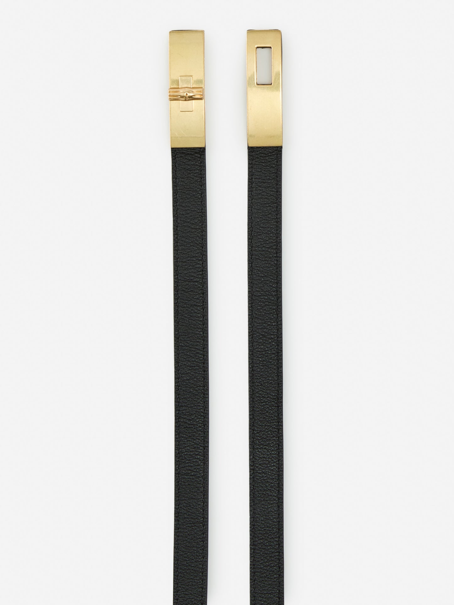 J.McLaughlin Liv belt in black made with leather.