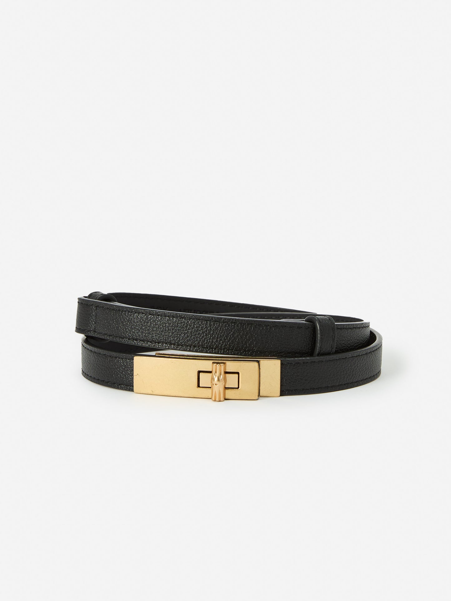 J.McLaughlin Liv belt in black made with leather.