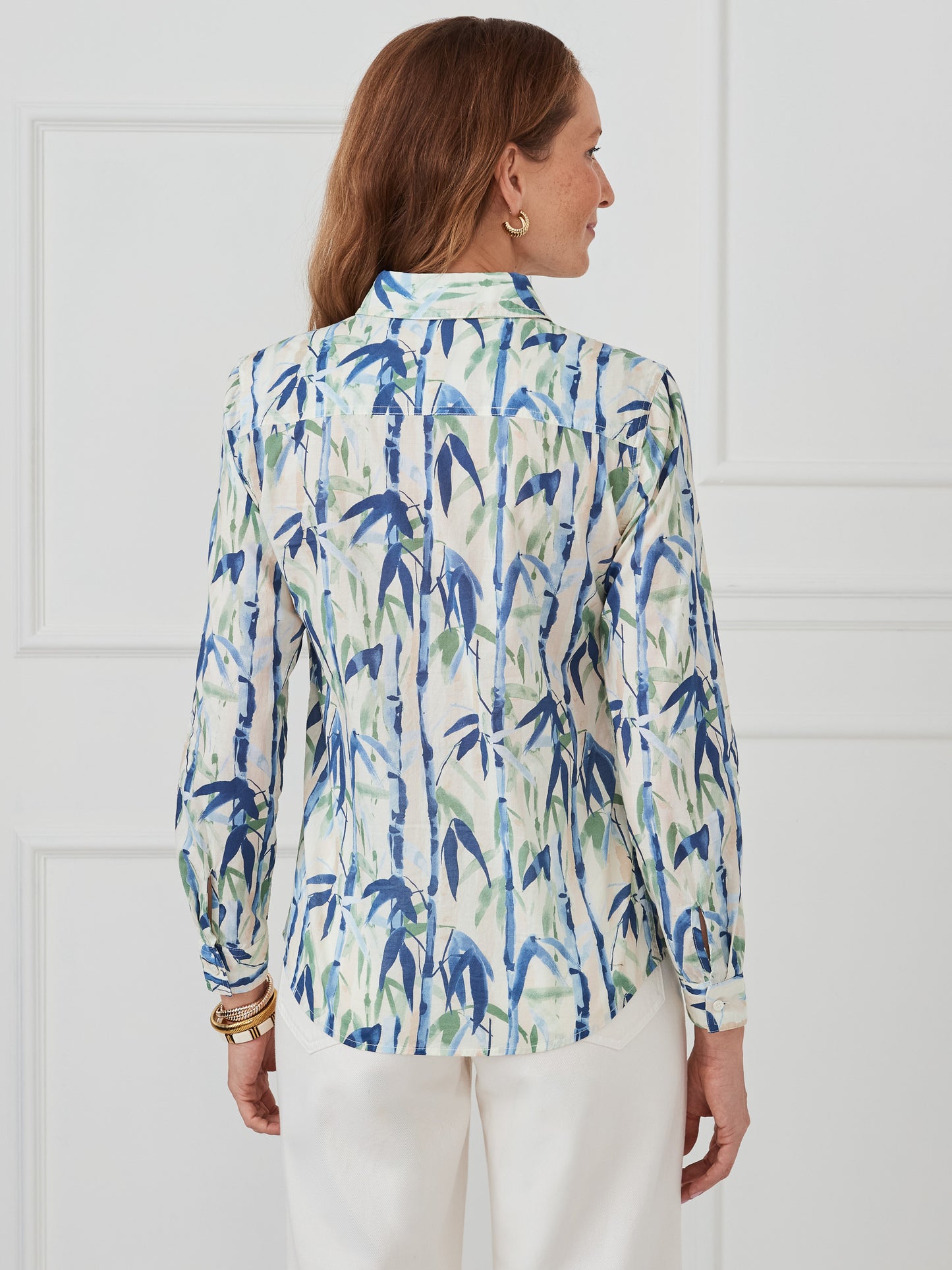 J.McLaughlin Lois shirt in blue/green made with cotton.