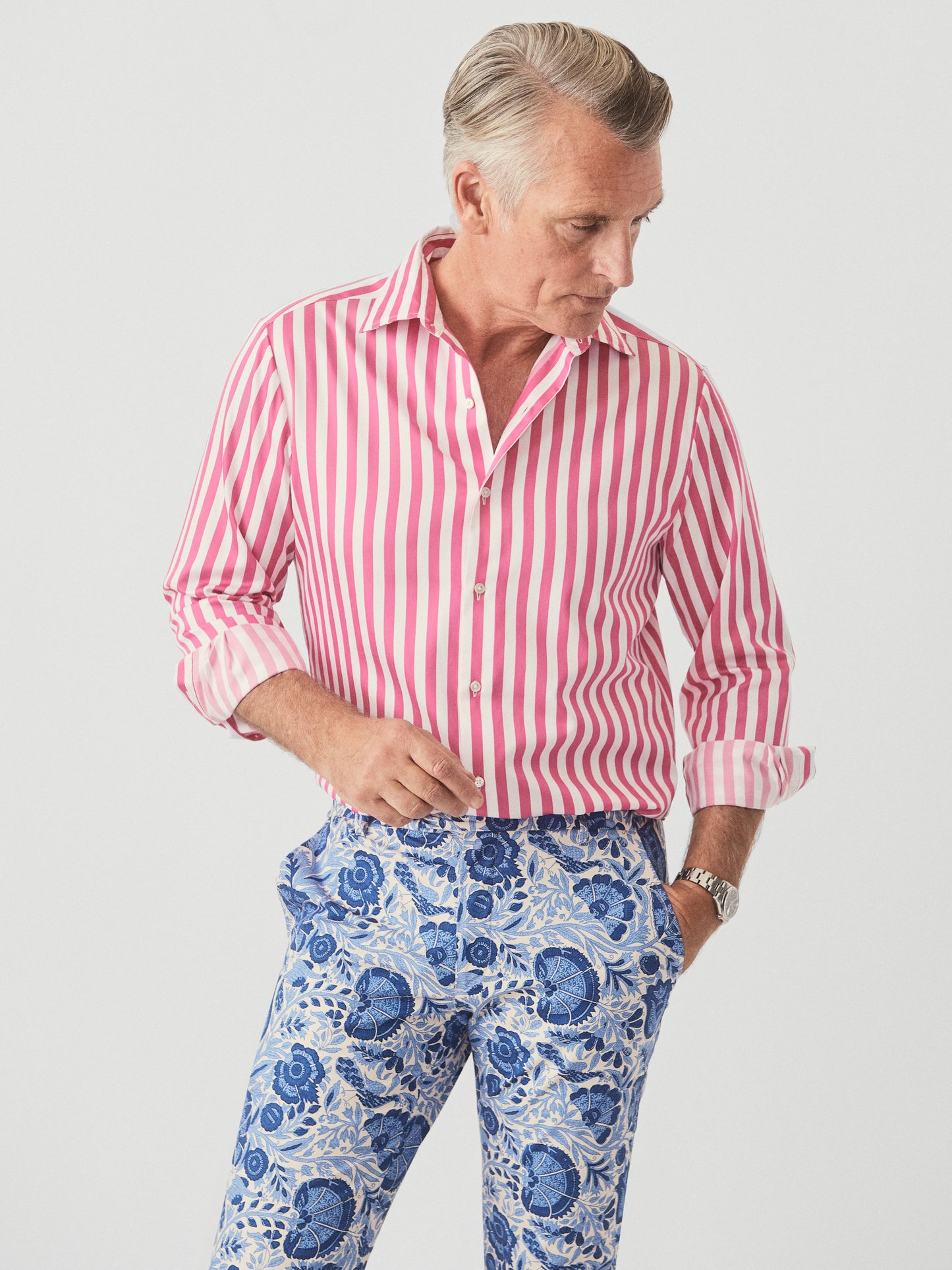 J.McLaughlin Rivera shirt in fuchsia/white made with cotton sateen.