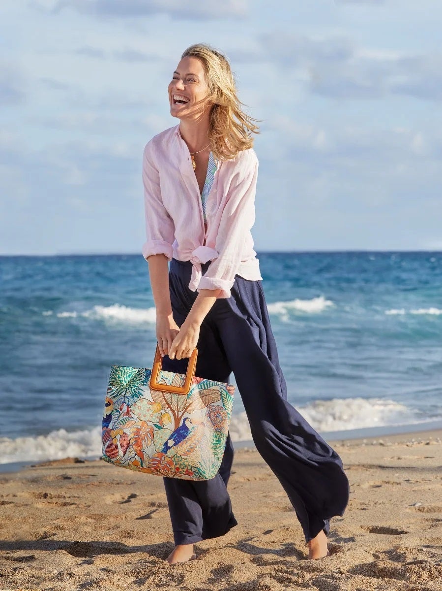Model wearing J.McLaughlin Britt Linen Shirt in Light Pink made with Linen