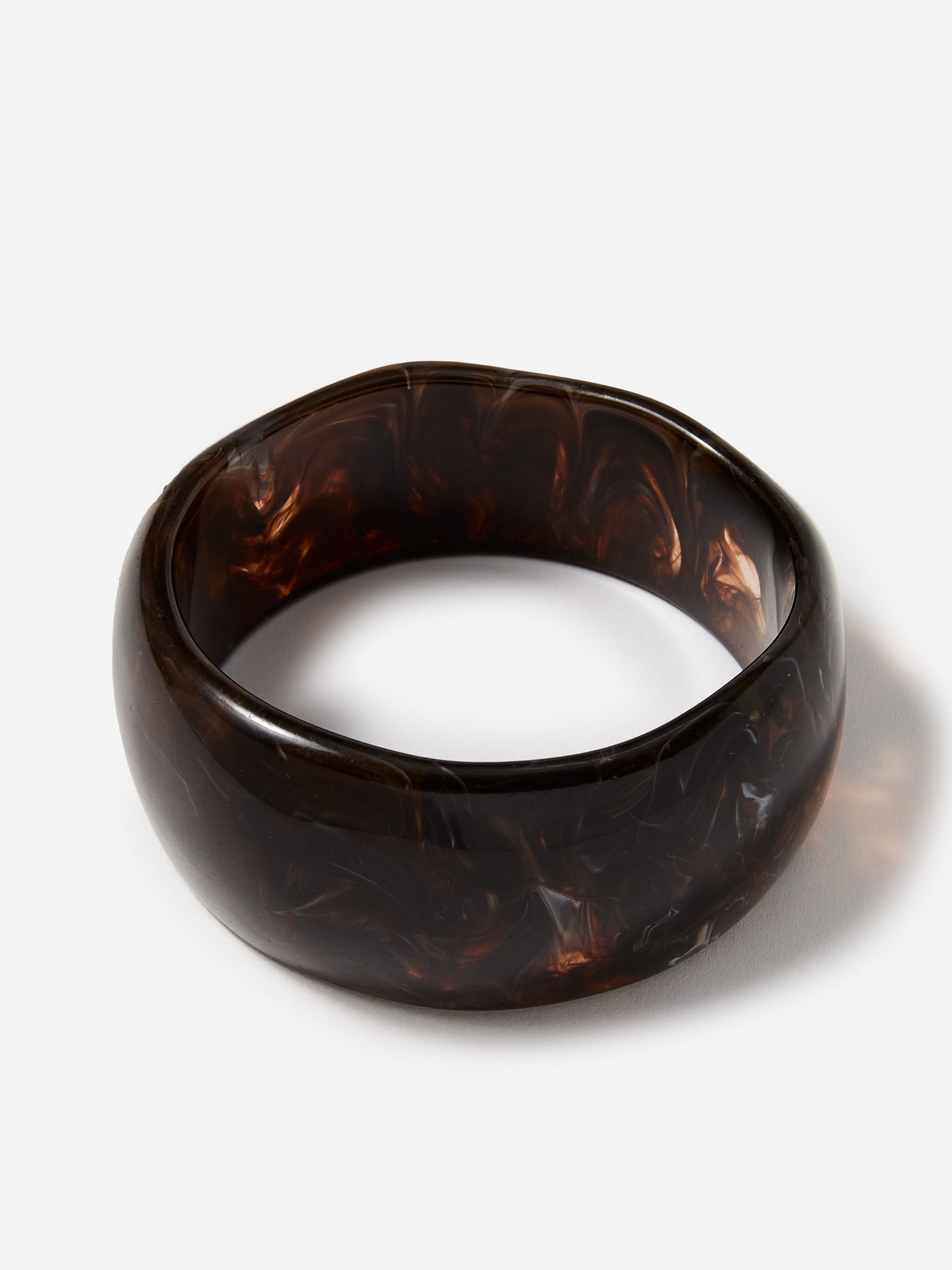J.McLaughlin Marbelized bangle in brown made with resin.