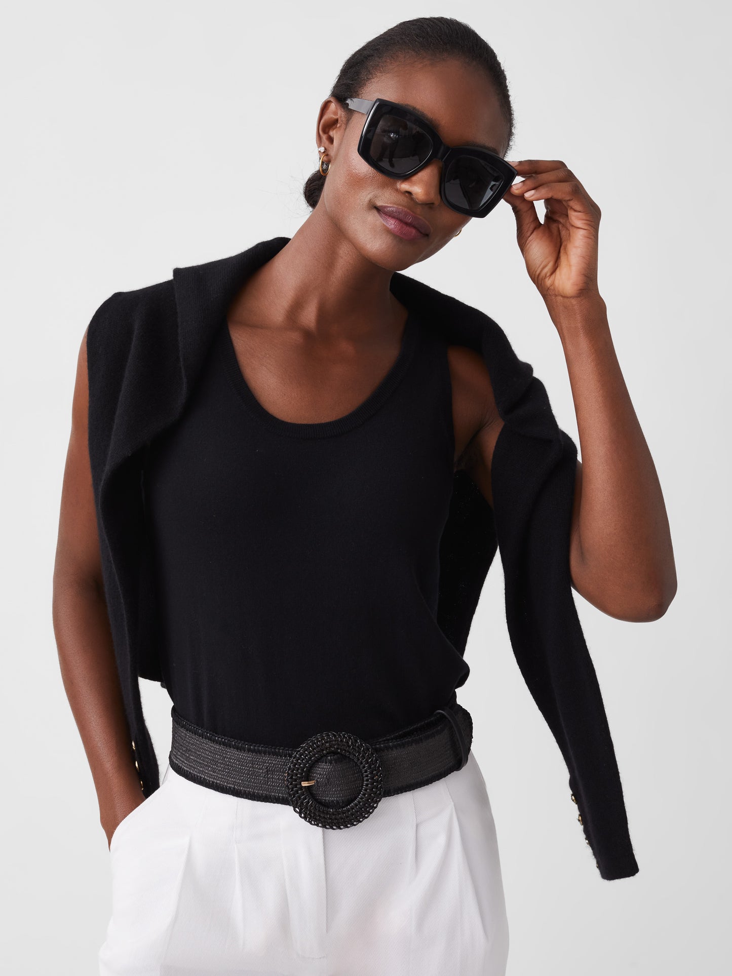 J.McLaughlin Popie Grasscloth Belt in black made with polypropylene.