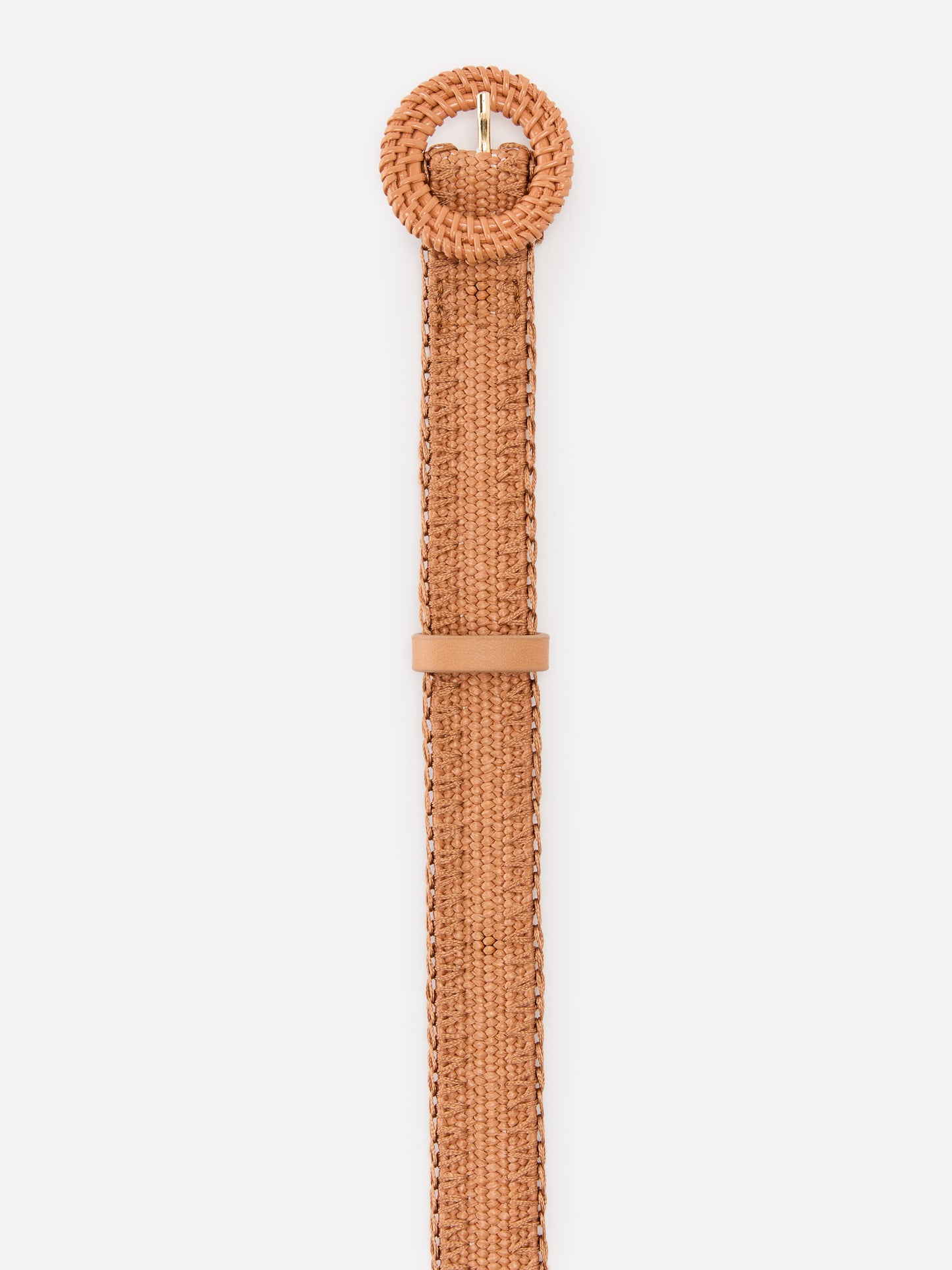 J.McLaughlin Mini Popie belt in pecan made with grasscloth and rattan.