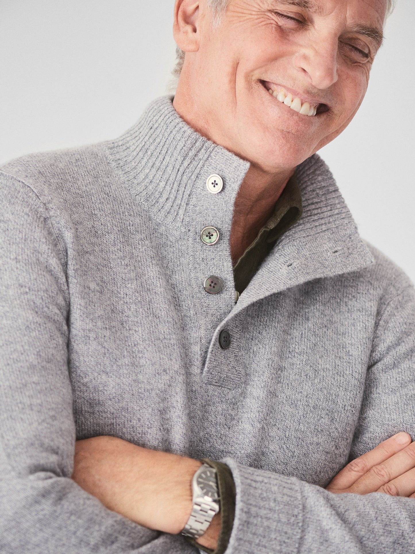 J.McLaughlin Mock Neck henley sweater in light heather grey made with cashmere.