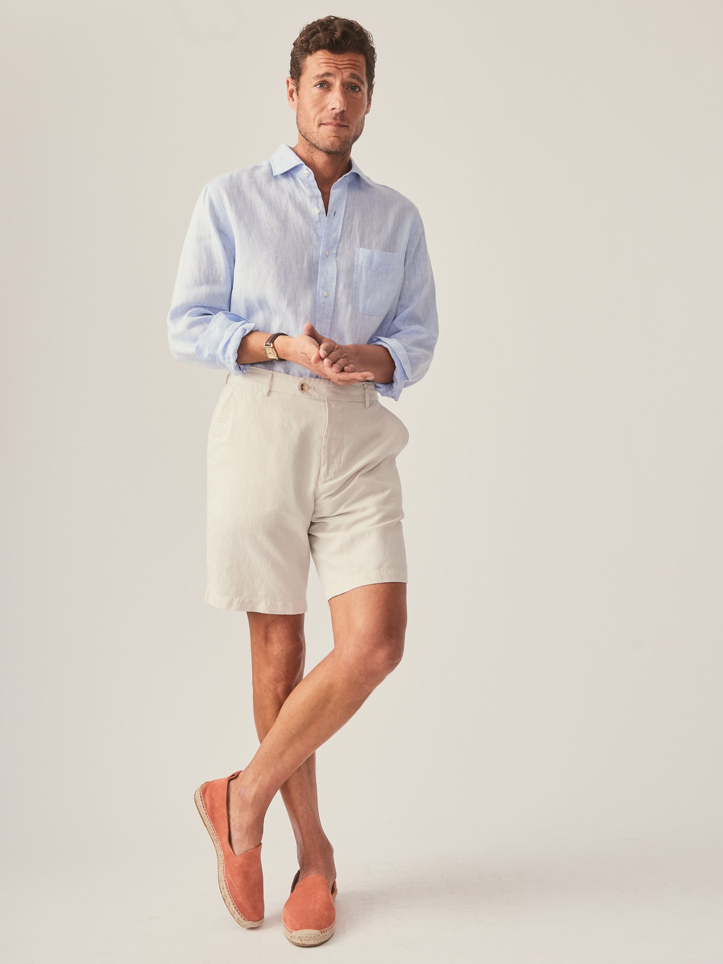 J.McLaughlin Oliver shorts in stone made with linen/cotton.
