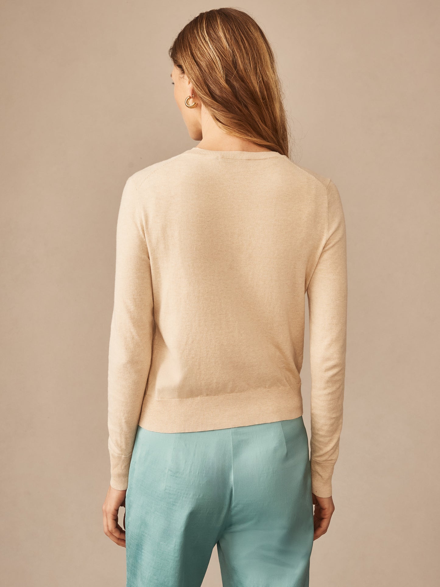 J.McLaughlin Pearl Cardigan in heather oatmeal made with cotton/modal.