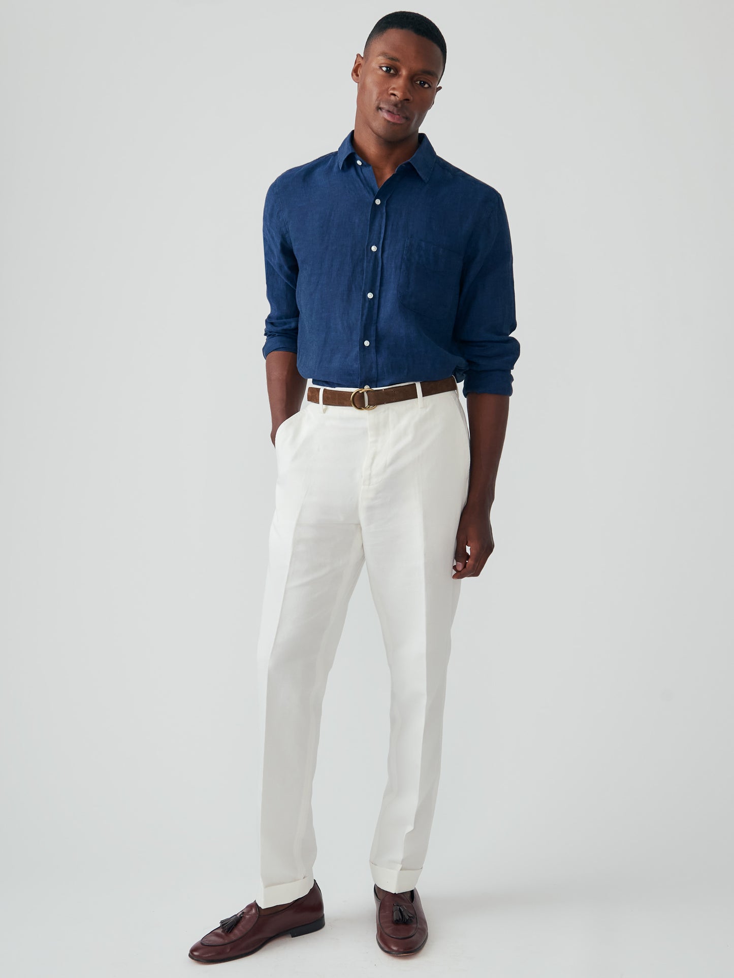 J.McLaughlin Oxford pants in white made with linen cotton twill.