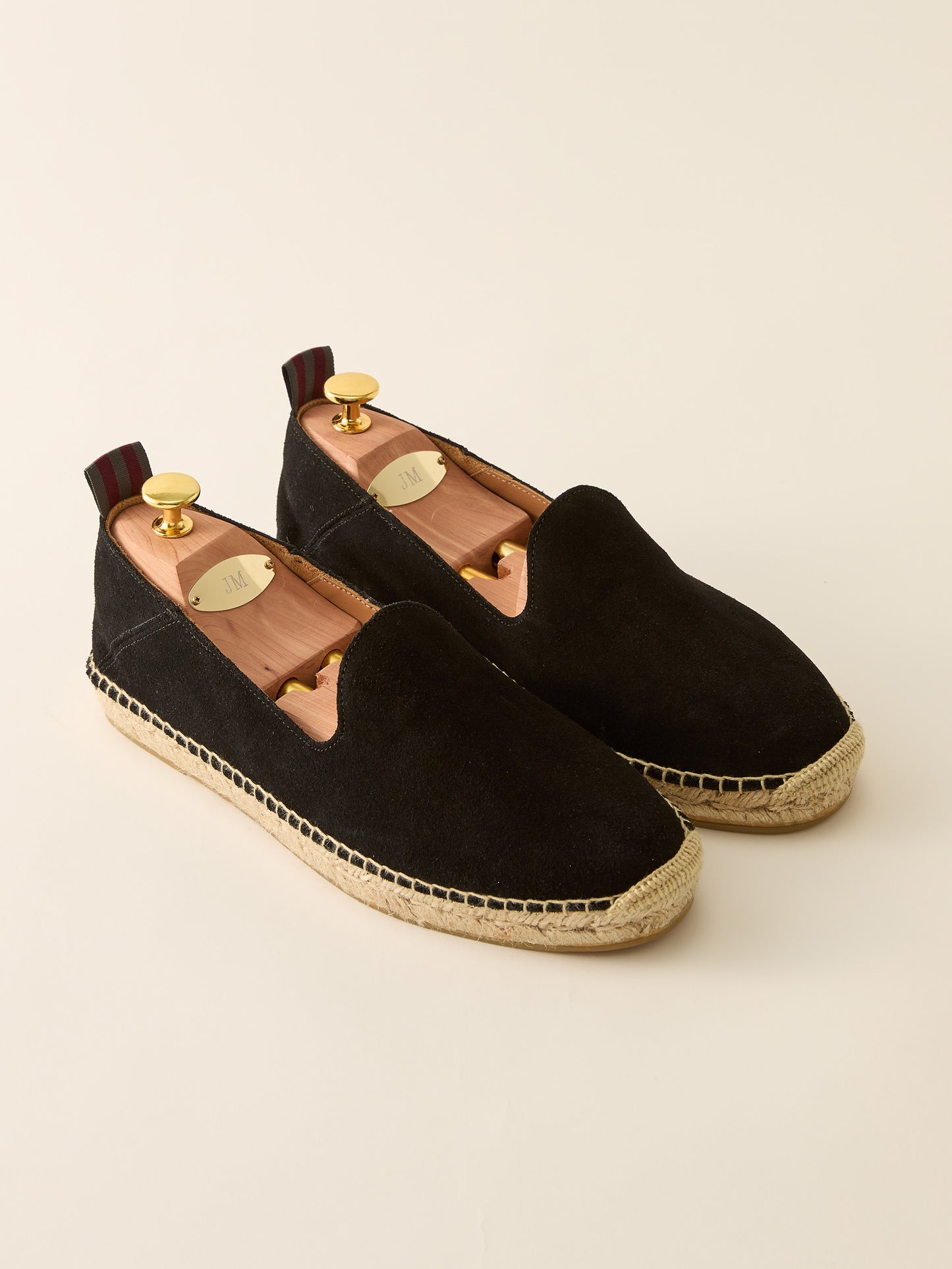 J.McLaughlin Rafe shoes in Black made with Suede.