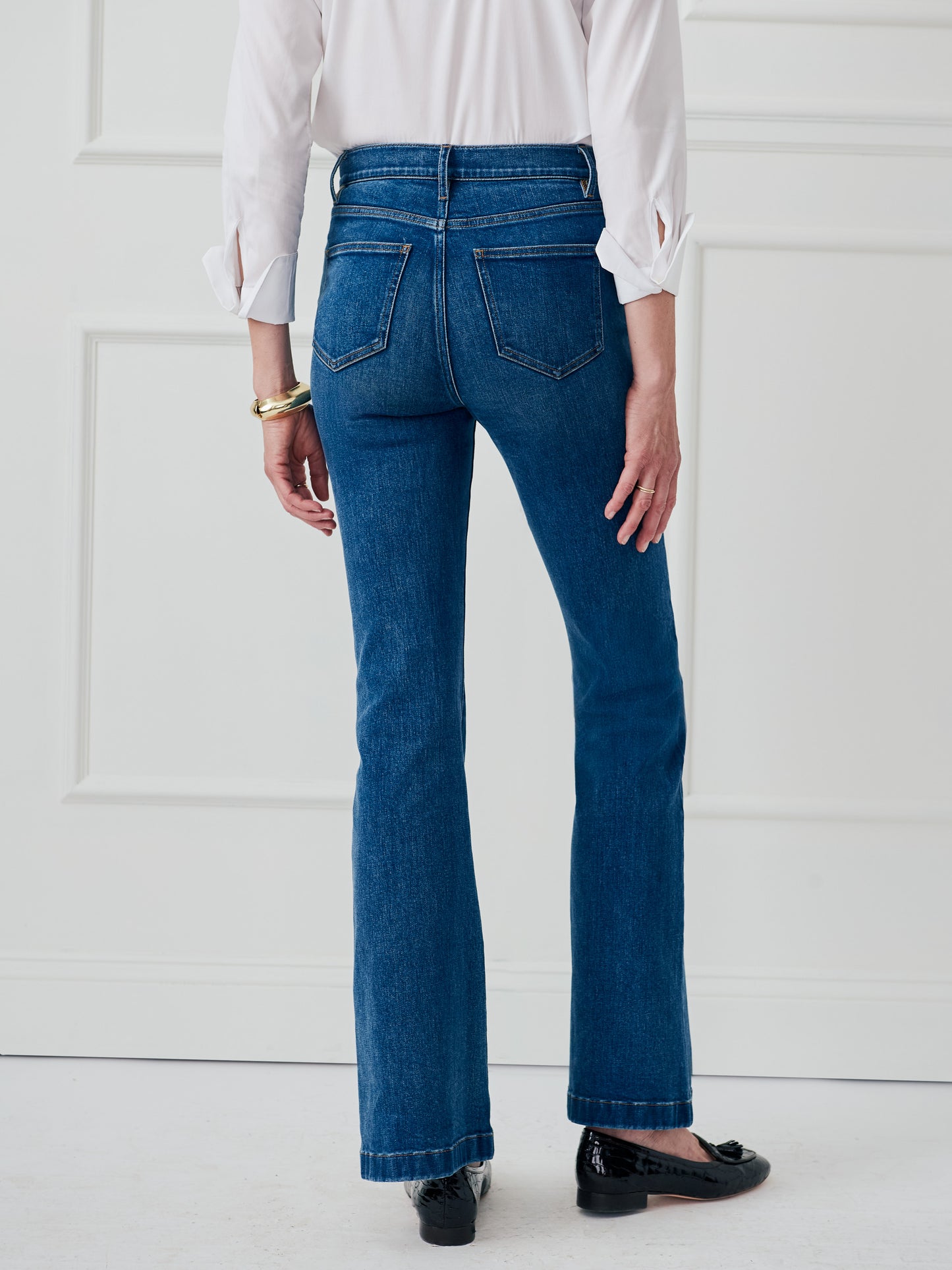 J.McLaughlin Domino jeans in medium denim blue made with cotton.