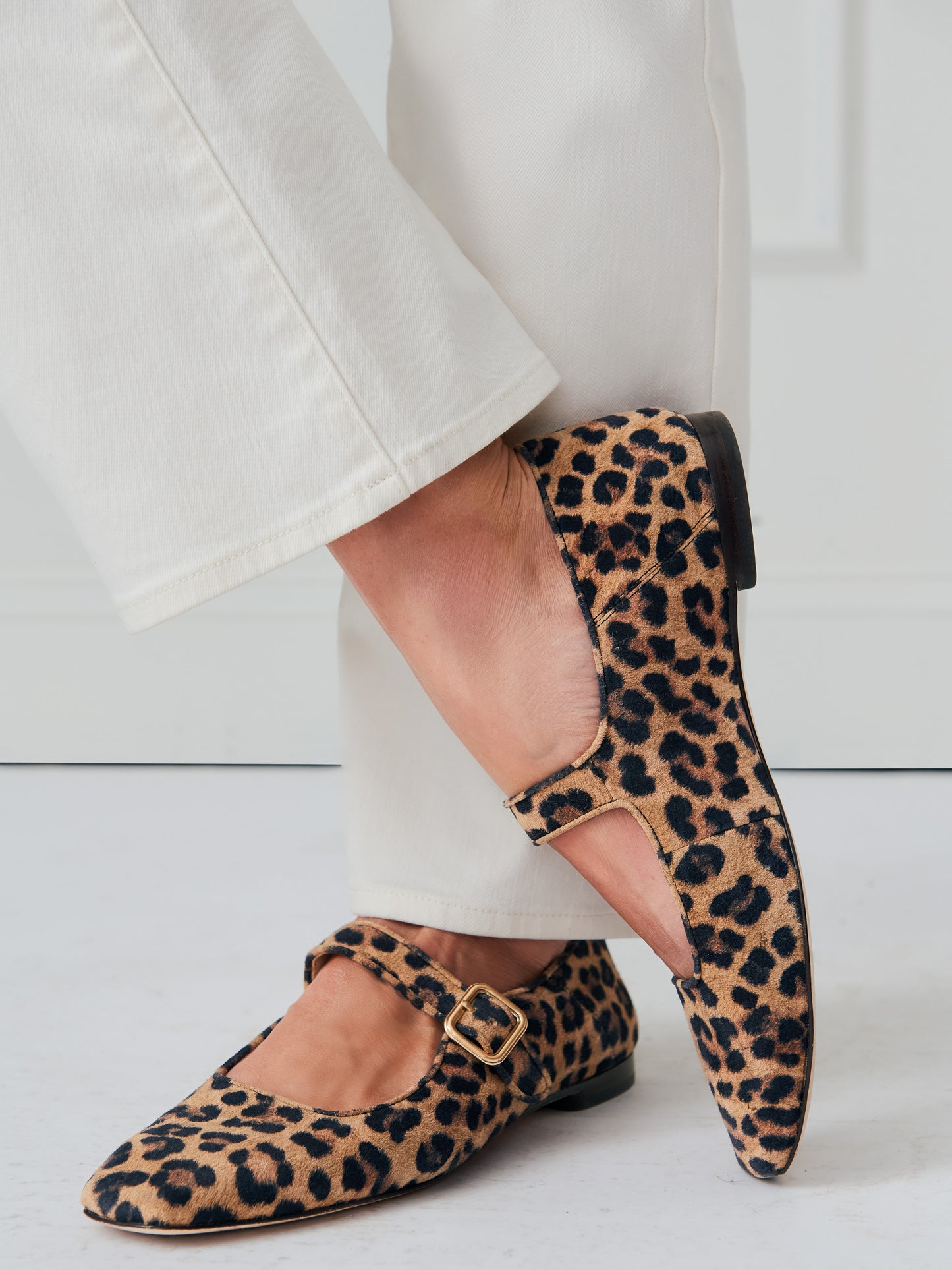 J.McLaughlin Macayle shoes in brown/multi made with suede.