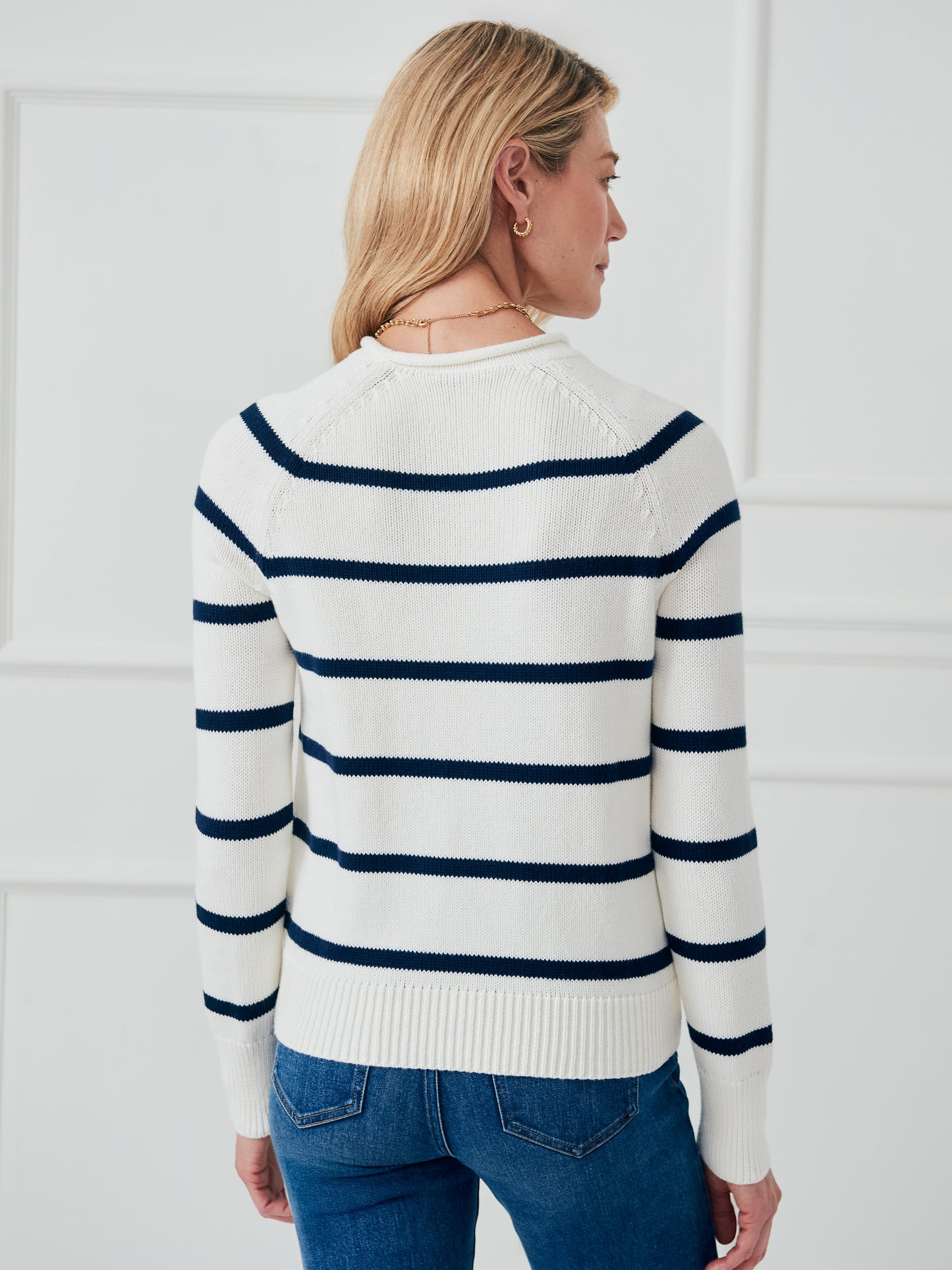 J.McLaughlin Vaughn sweater in egret white/navy made with cotton.