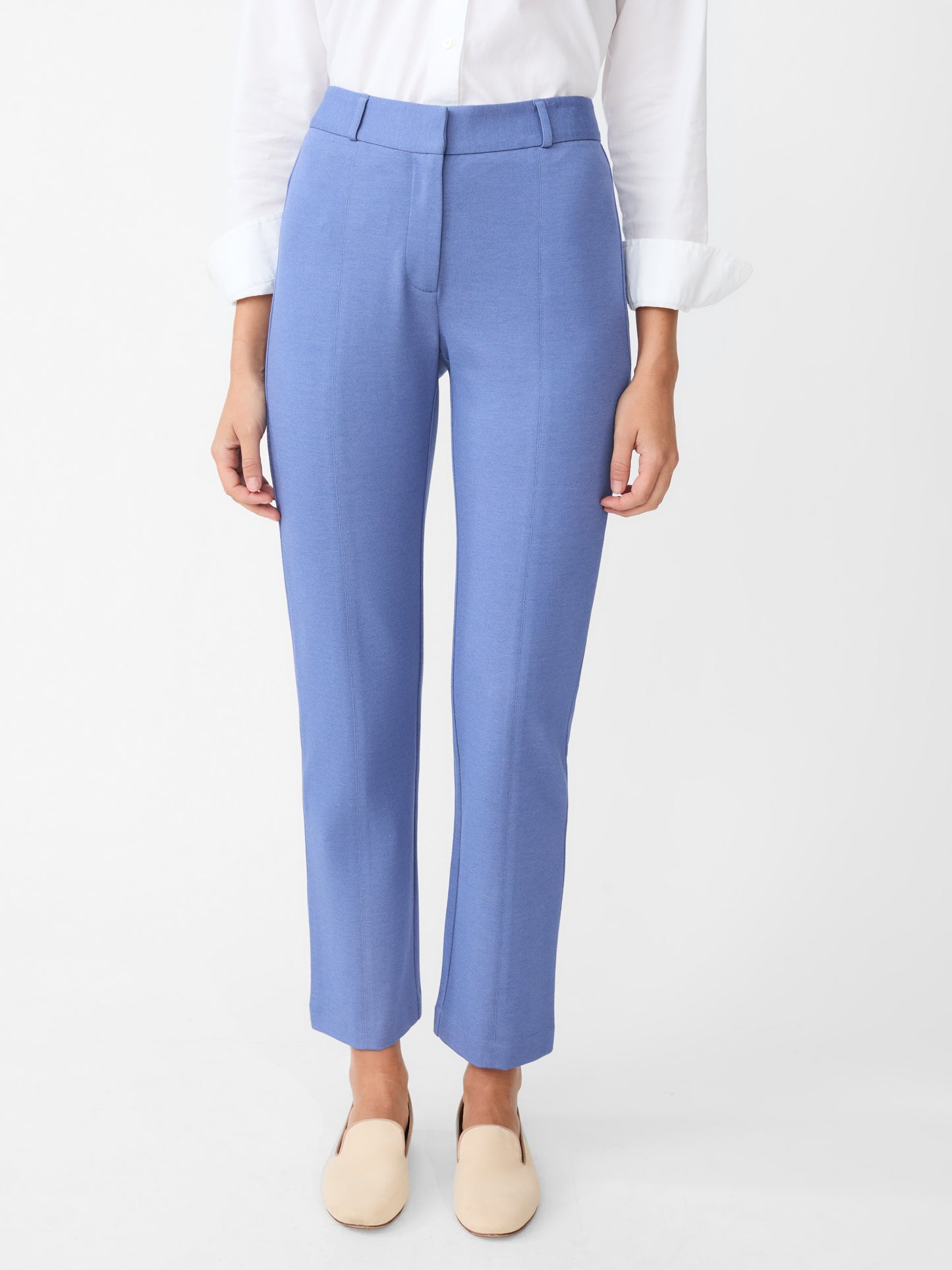 J.McLaughlin Ynez pants in heather denim made with Bainbridge fabric.
