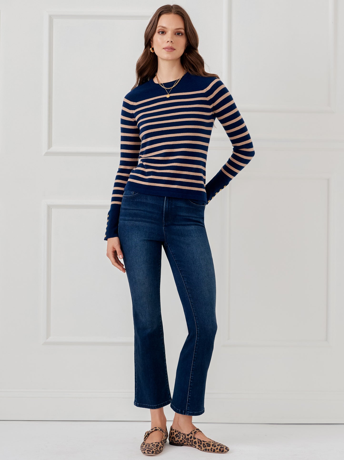 Zosia sweater in navy/heather camel made with cashemre.