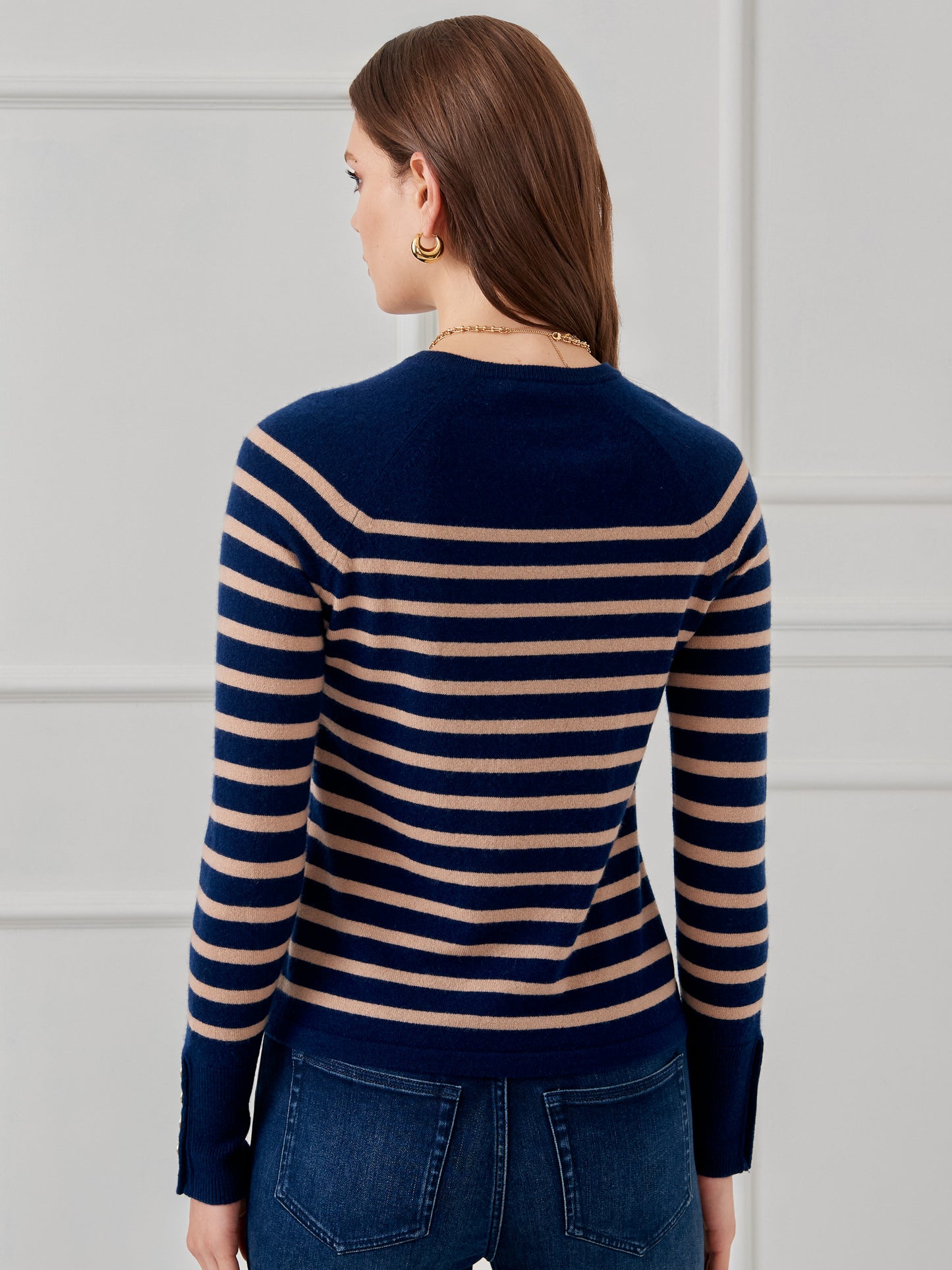 Zosia sweater in navy/heather camel made with cashemre.