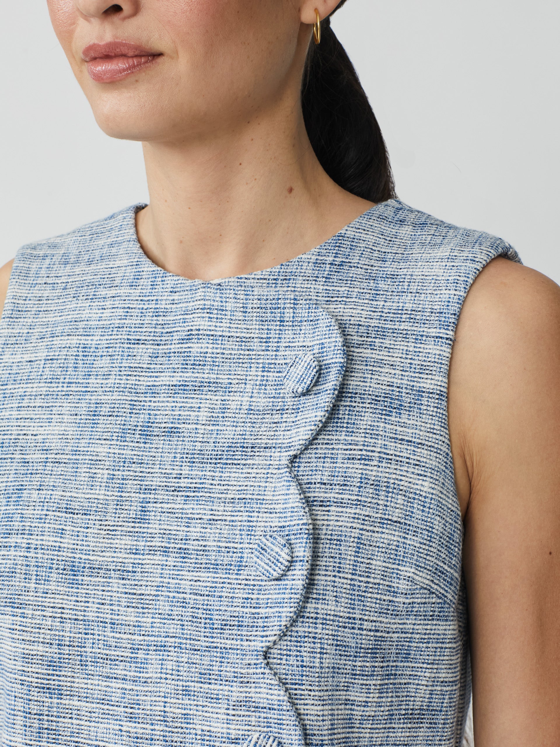 J.McLaughlin Keys dress in denim made with polyester/cotton. 