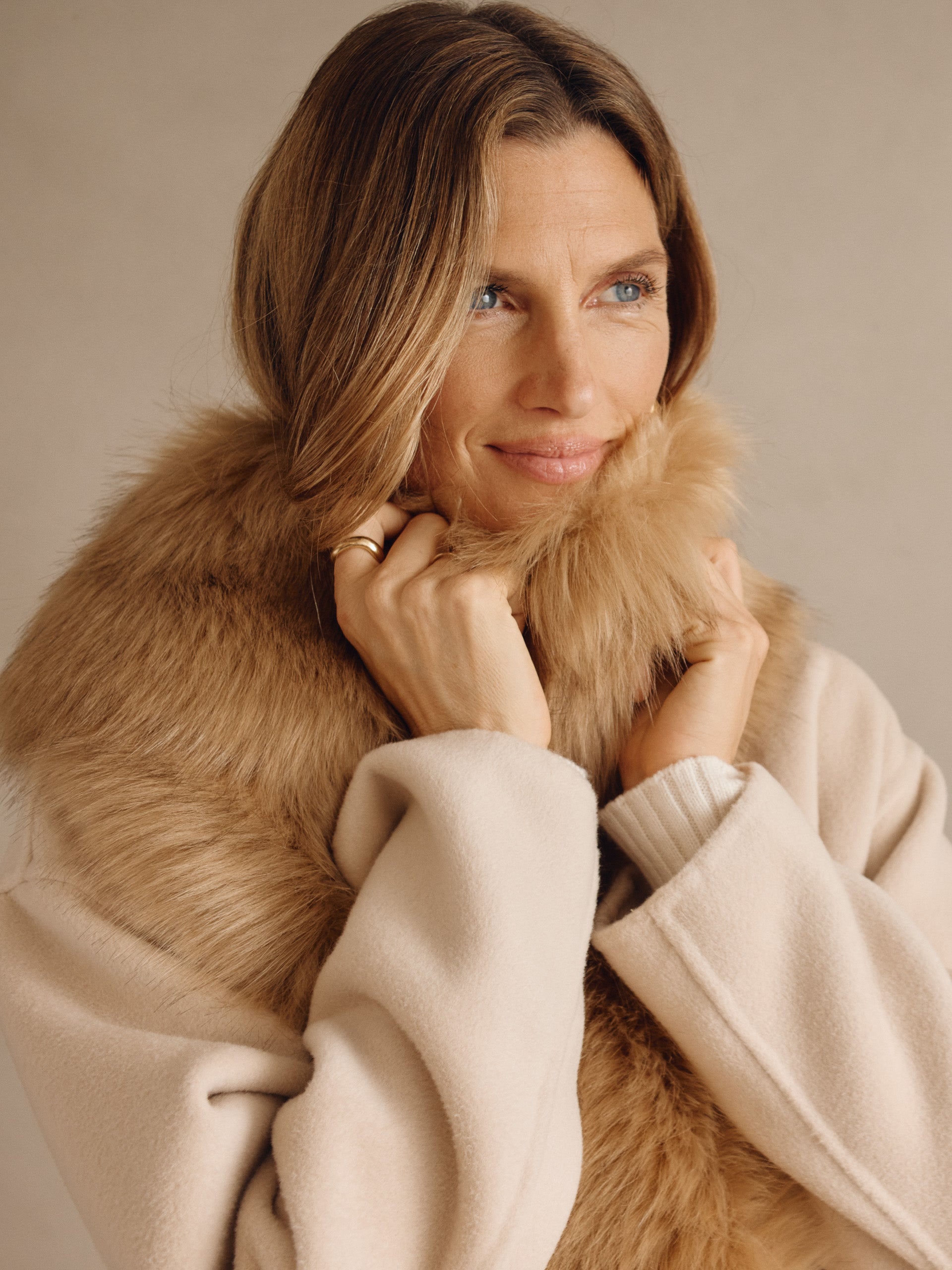 J.McLaughlin Nova scarf in camel made with faux fur. 