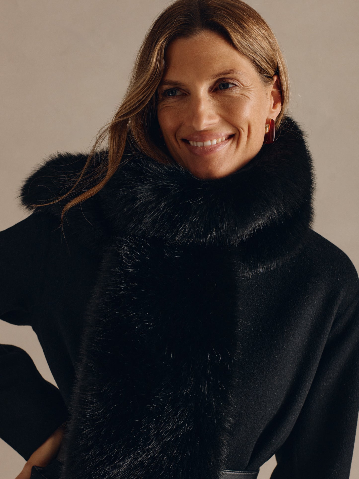 J.McLaughlin Tacey scarf in black made with faux fur. 