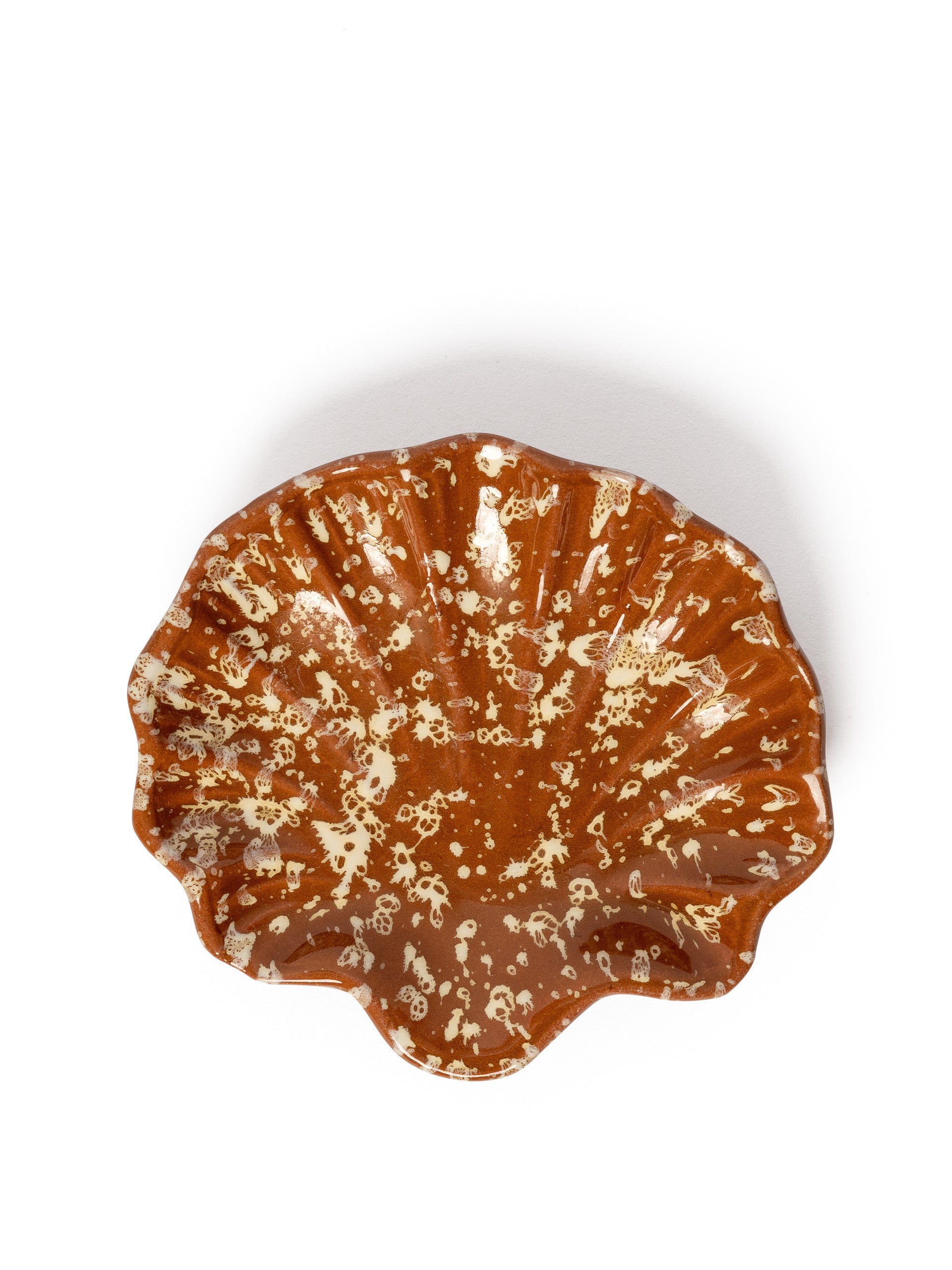 Image of the items included in Sharland England's chic hamper gift basket