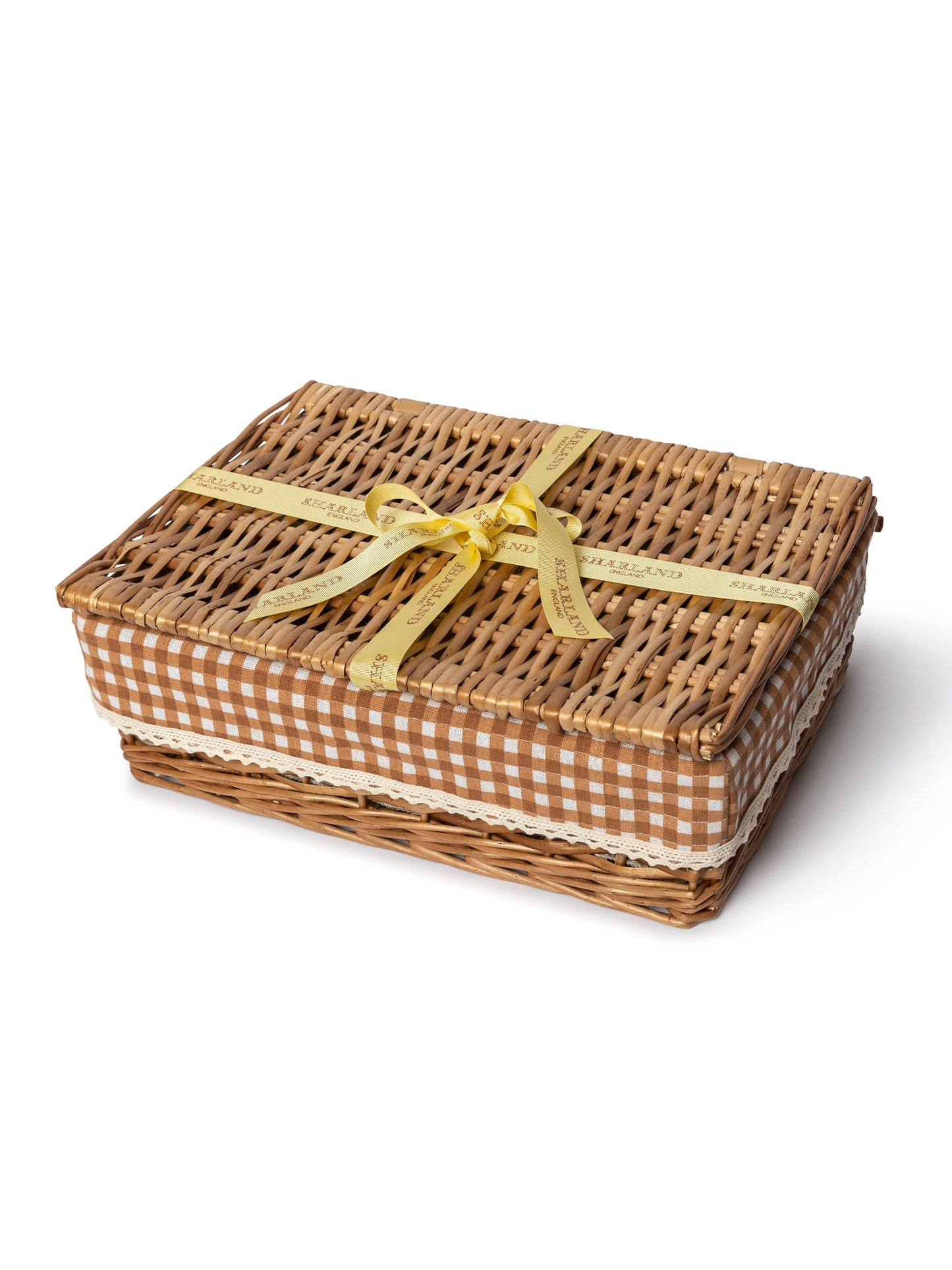 Image of the items included in Sharland England's chic hamper gift basket