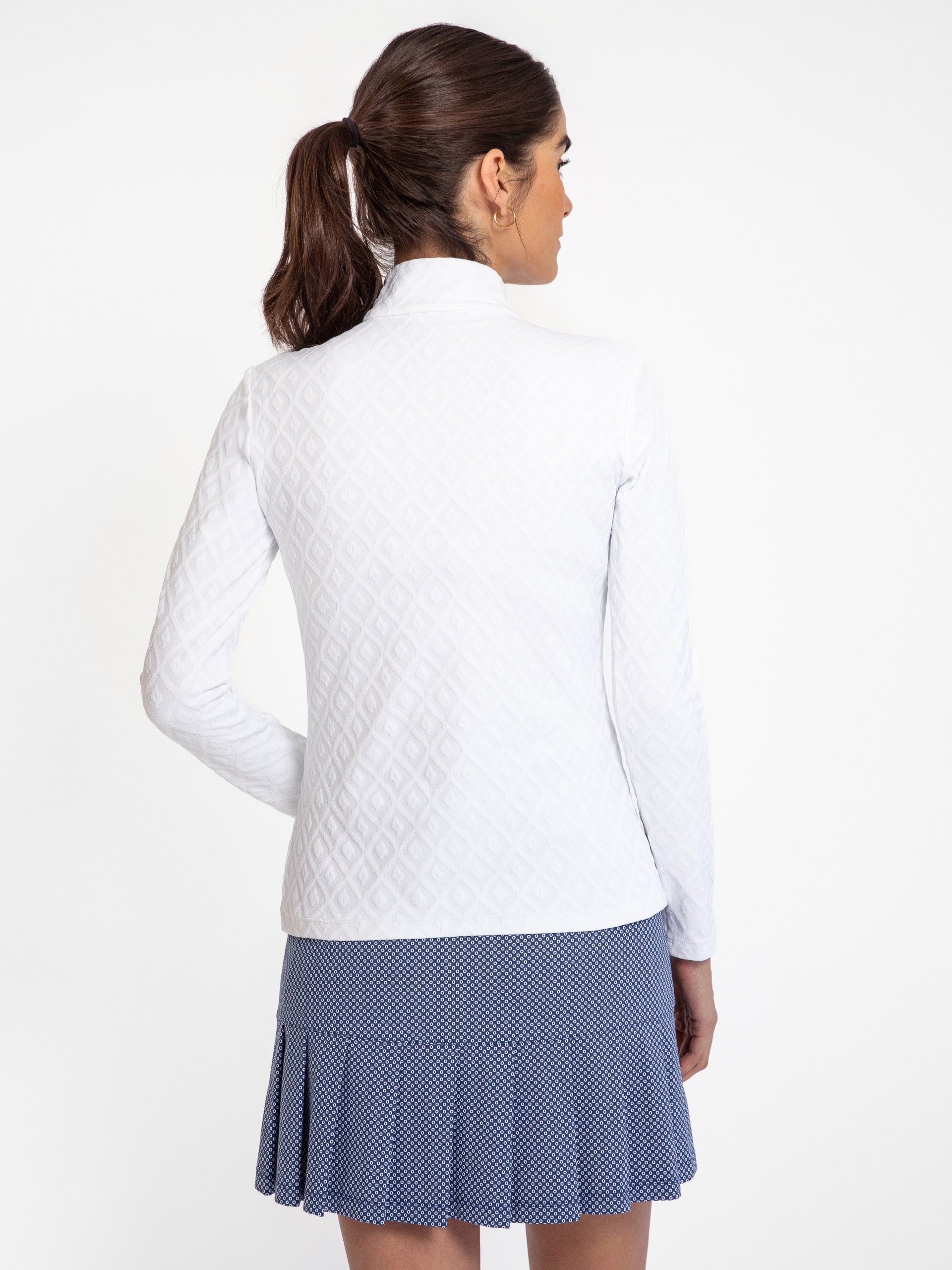 J.McLaughlin Bedford top in white made with catalina cloth. 