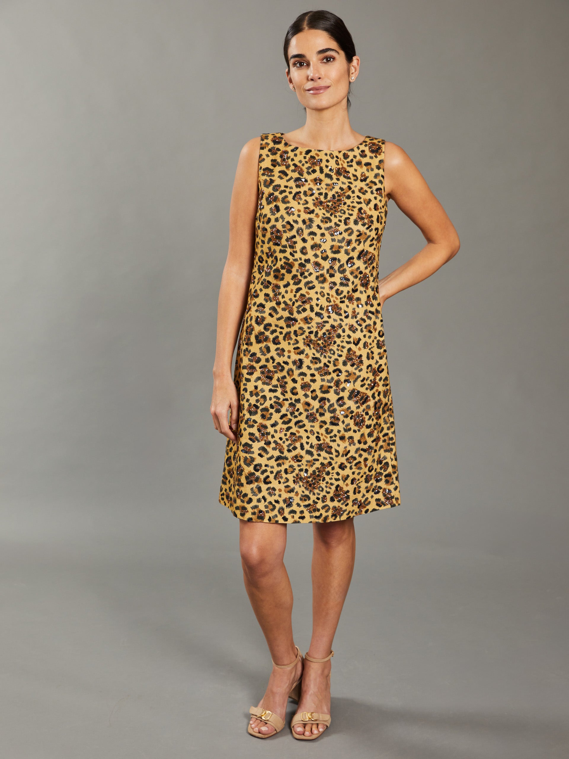 J.McLaughlin Lizzie dress in tan/black made with cotton.