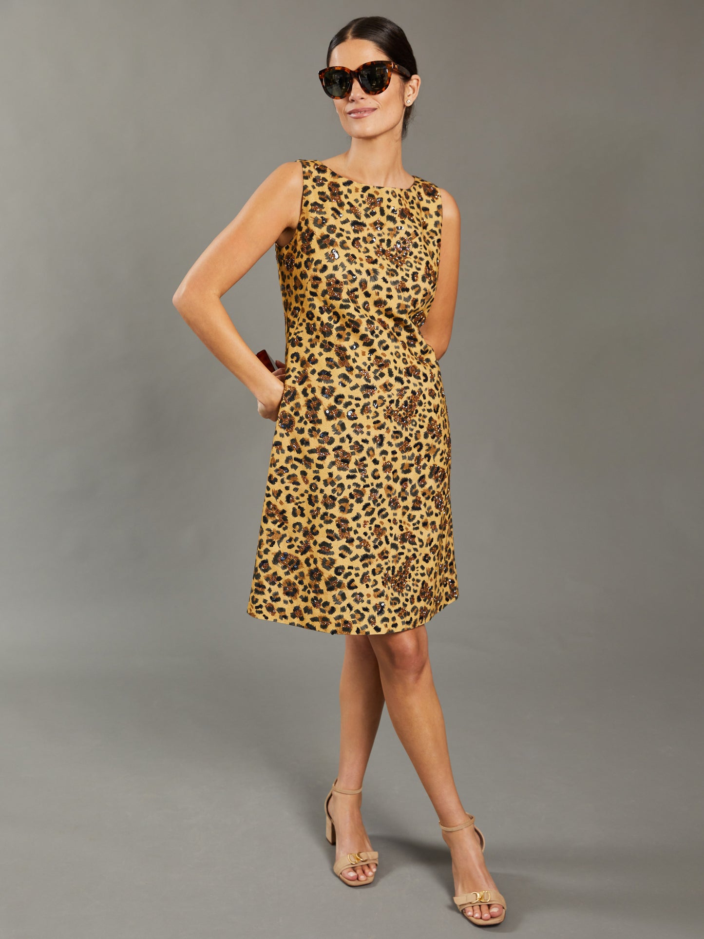 J.McLaughlin Lizzie dress in tan/black made with cotton.