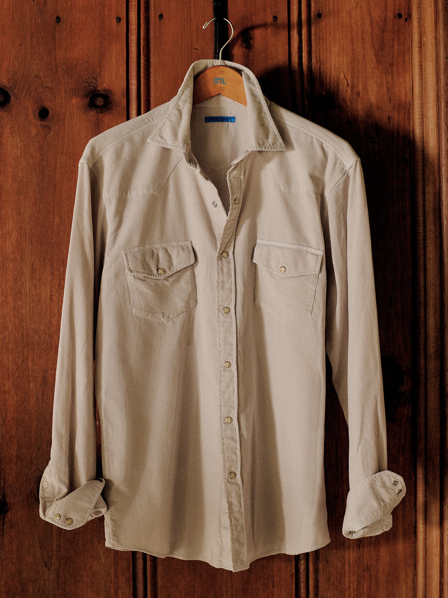 J.McLaughlin Scotto shirt in pumice made with cotton.