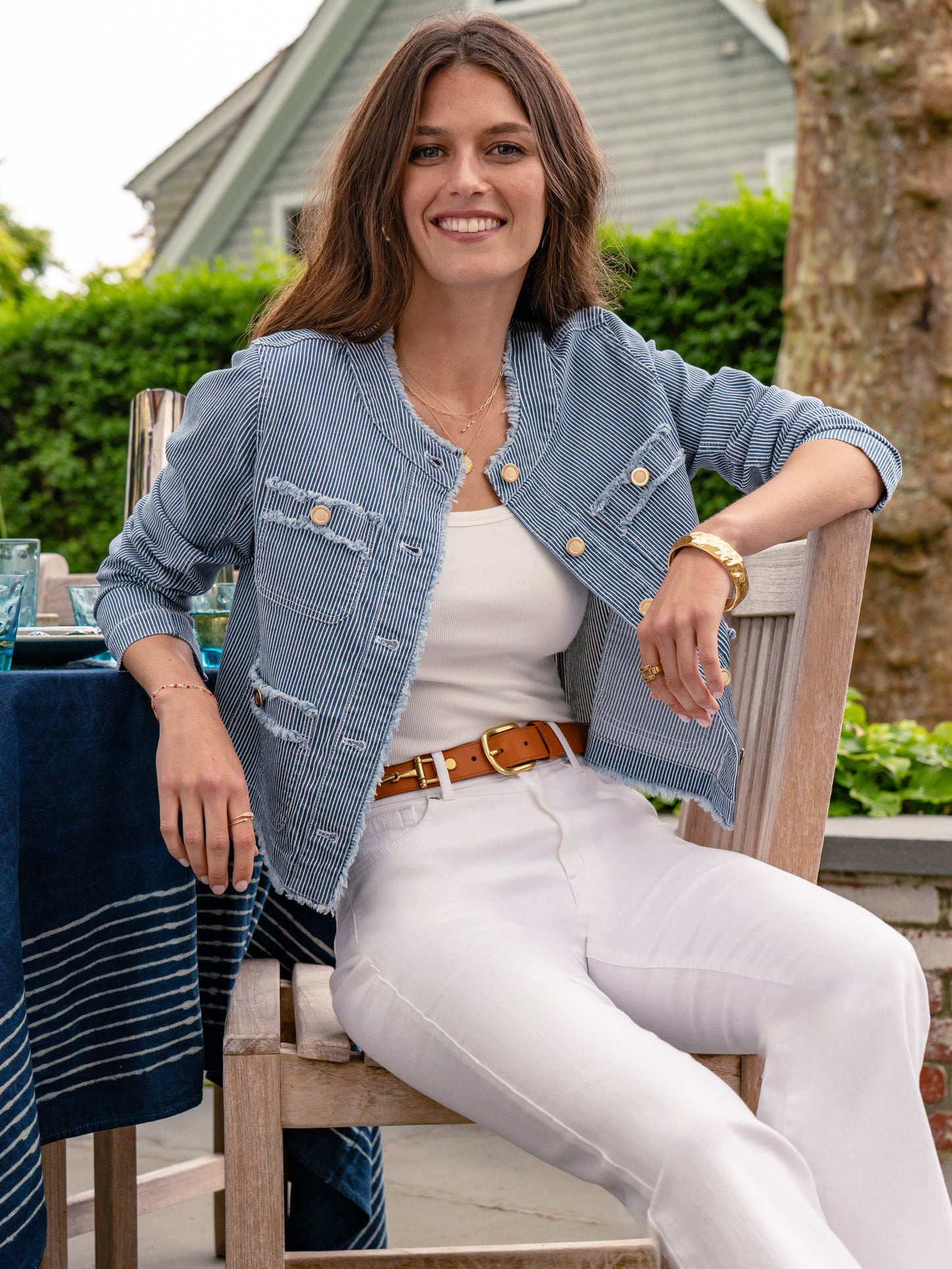J.McLaughlin April jacket in denim made with cotton/polyester. 