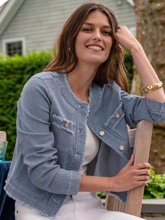 J.McLaughlin April jacket in denim made with cotton/polyester. 