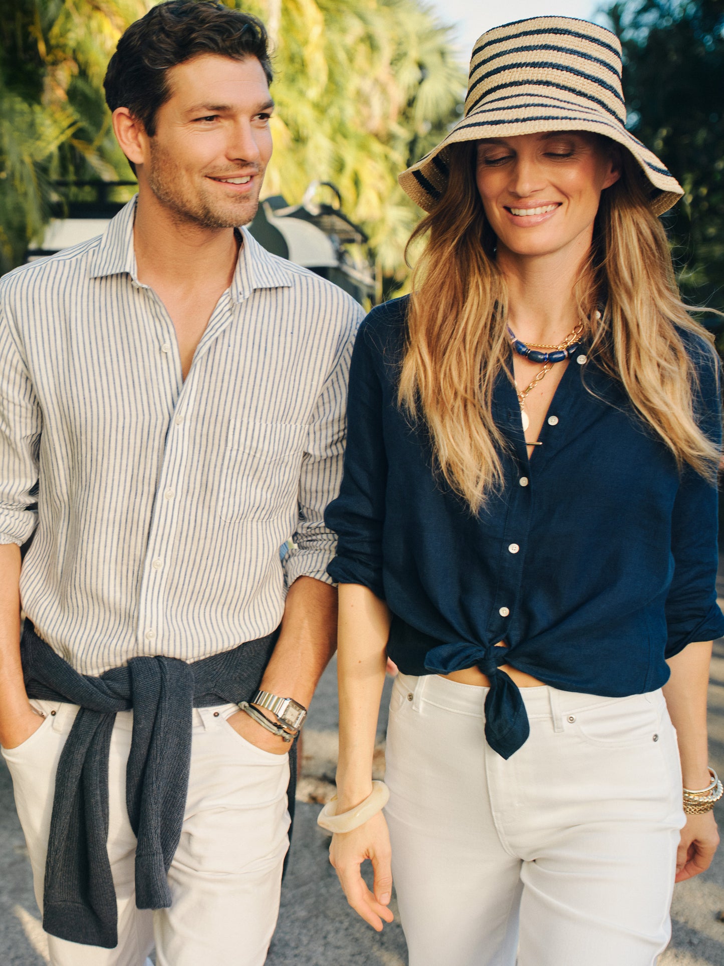J.McLaughlin Britt shirt in navy  made with linen. 