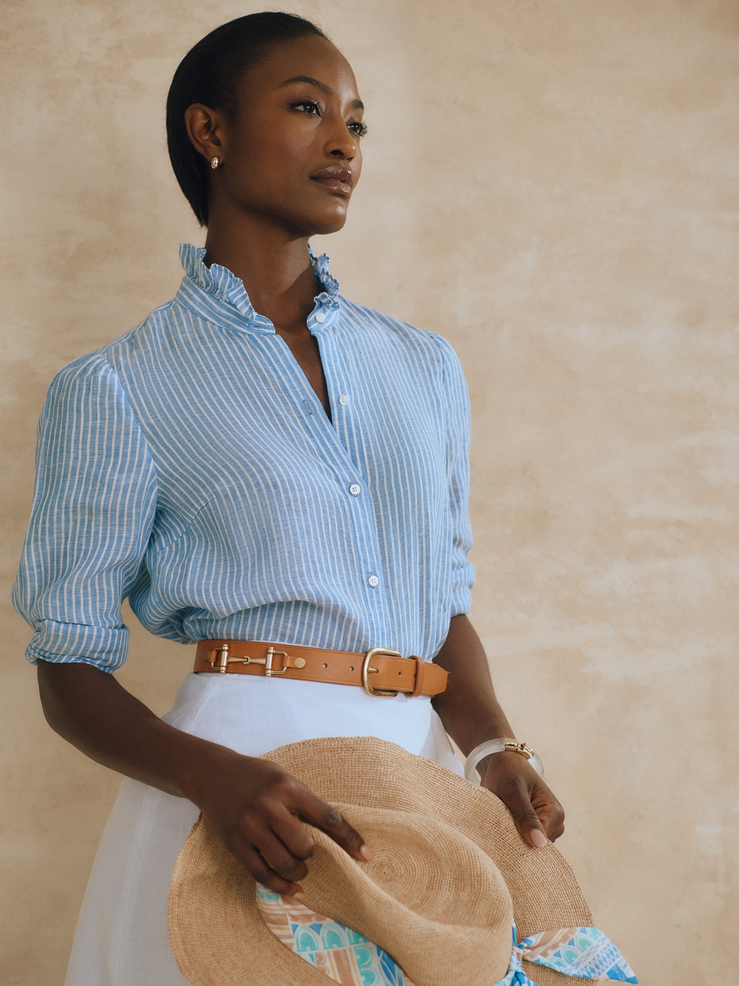 J.McLaughlin Julian top in mid blue/white made with linen.